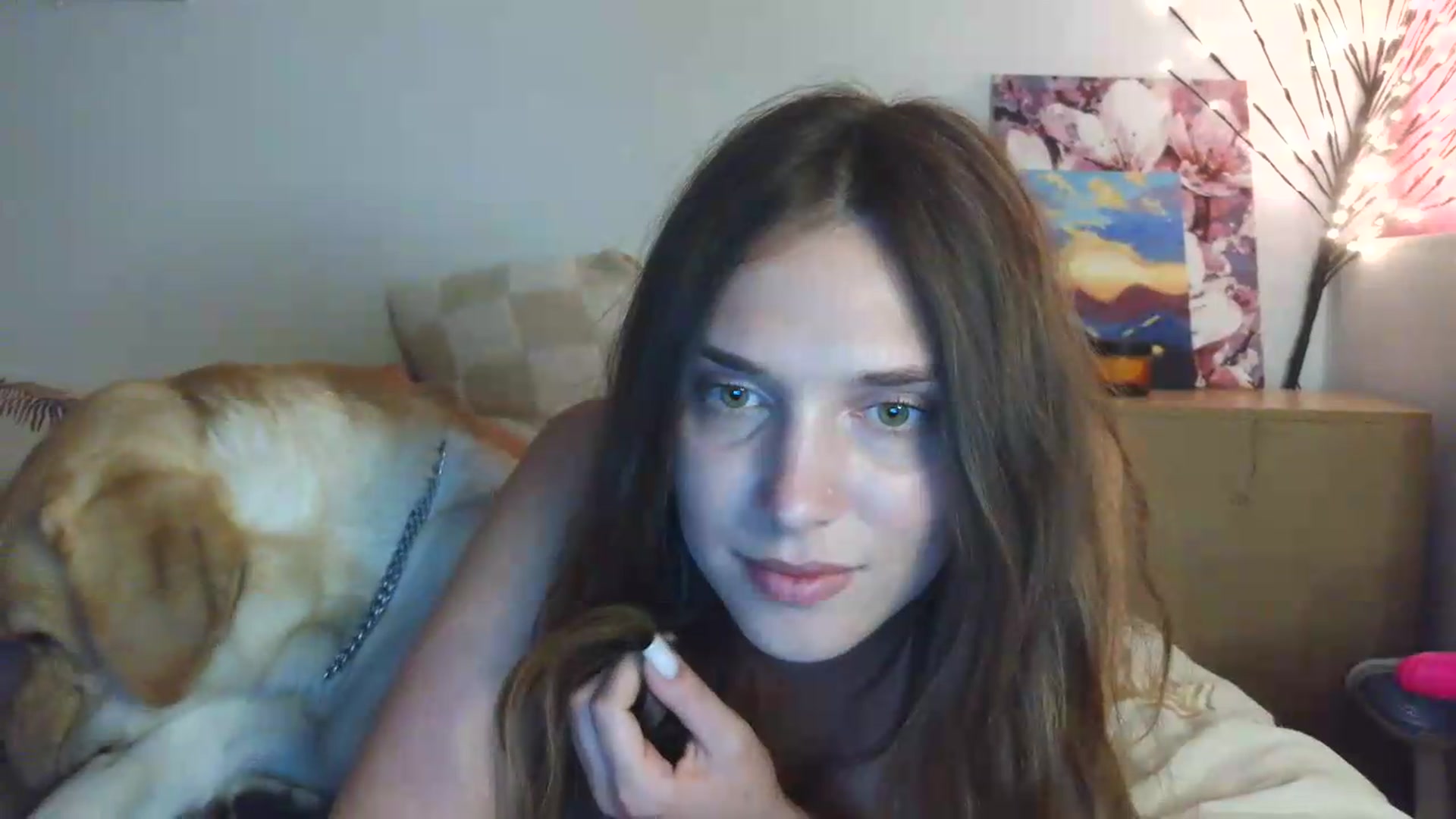 Gallery image thumbnail from HaleyReed's myfreecams stream on, 06/21/2026, 15:39 image 12 of 20