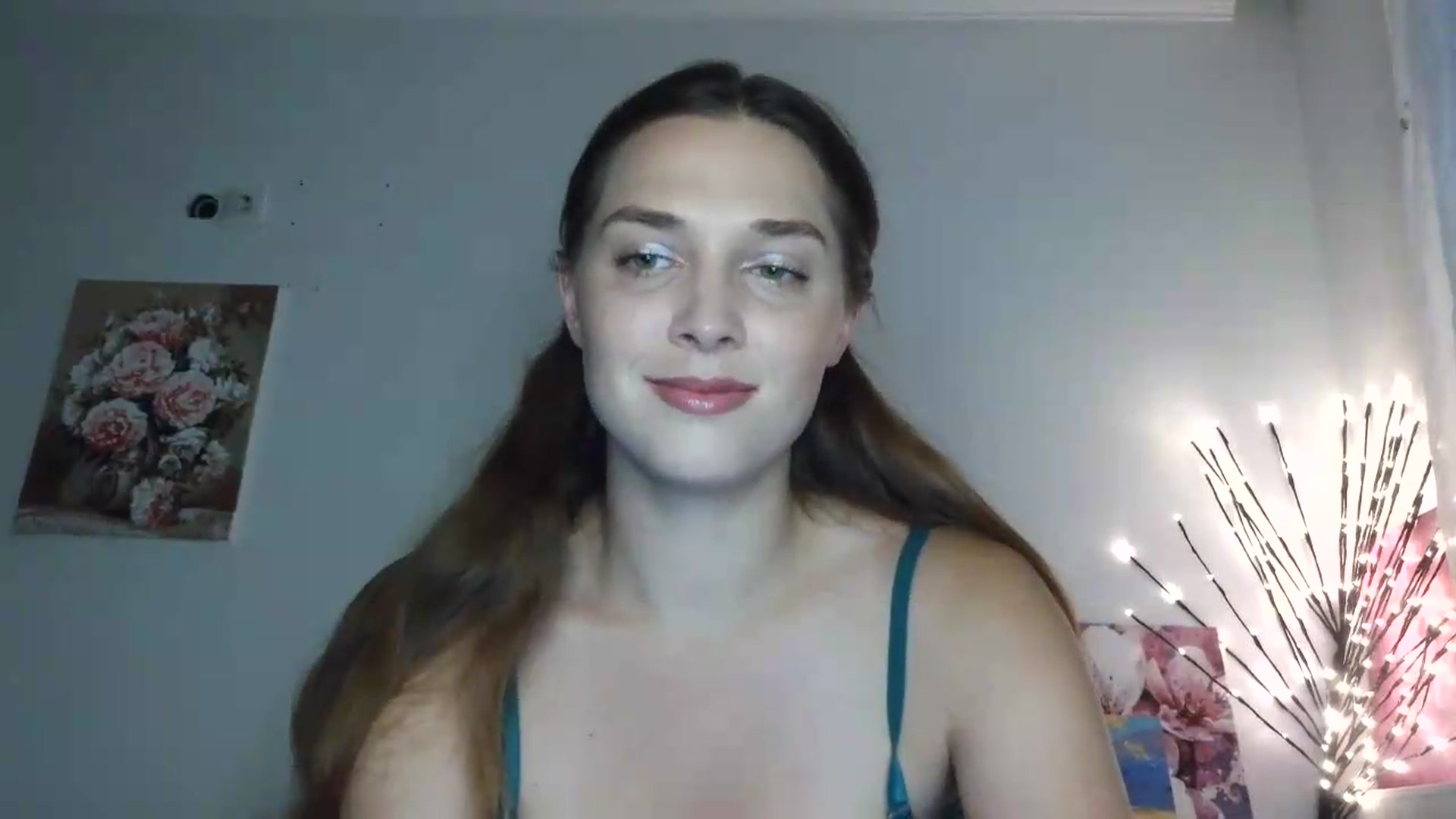 Gallery image thumbnail from HaleyReed's myfreecams stream on, 06/22/2026, 12:02 image 14 of 20