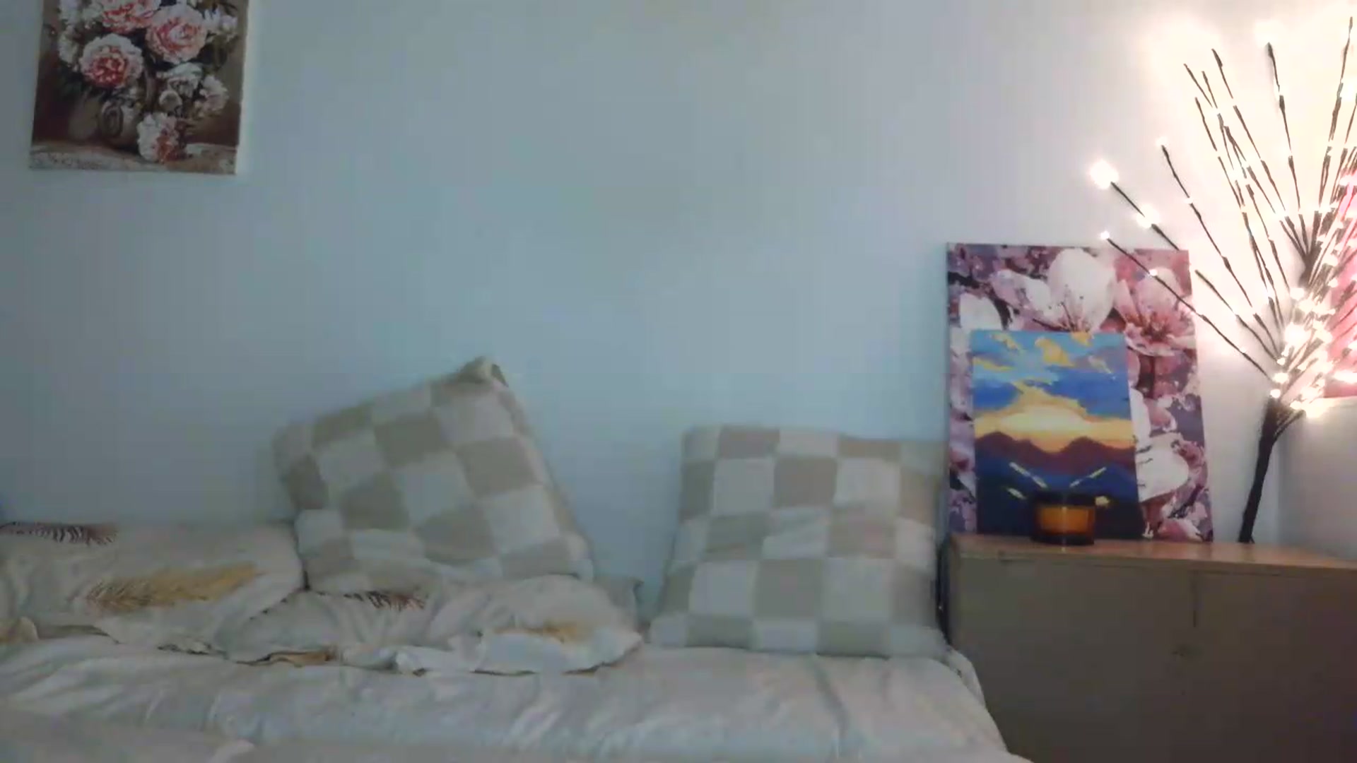 Gallery image thumbnail from HaleyReed's myfreecams stream on, 06/22/2026, 12:02 image 12 of 20
