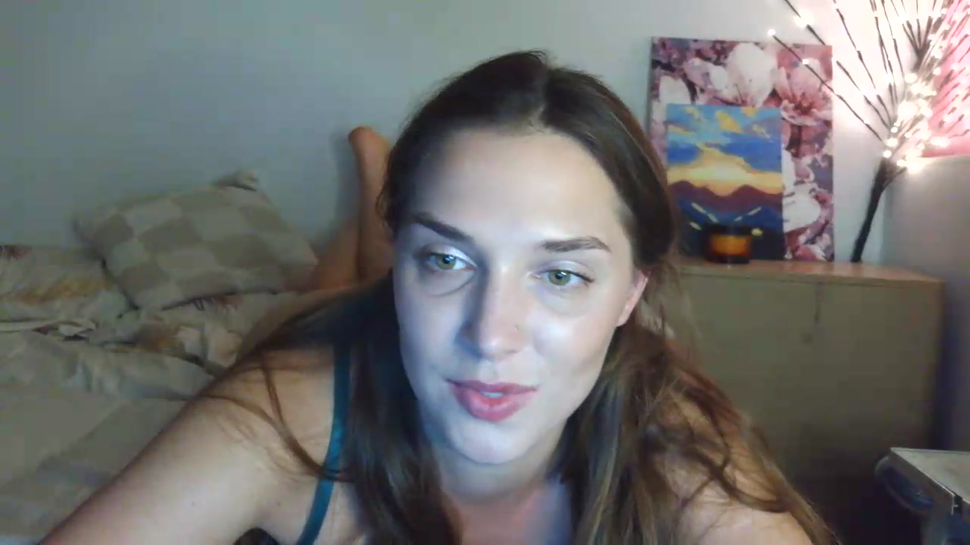 Gallery image thumbnail from HaleyReed's myfreecams stream on, 06/22/2026, 13:54 image 18 of 20