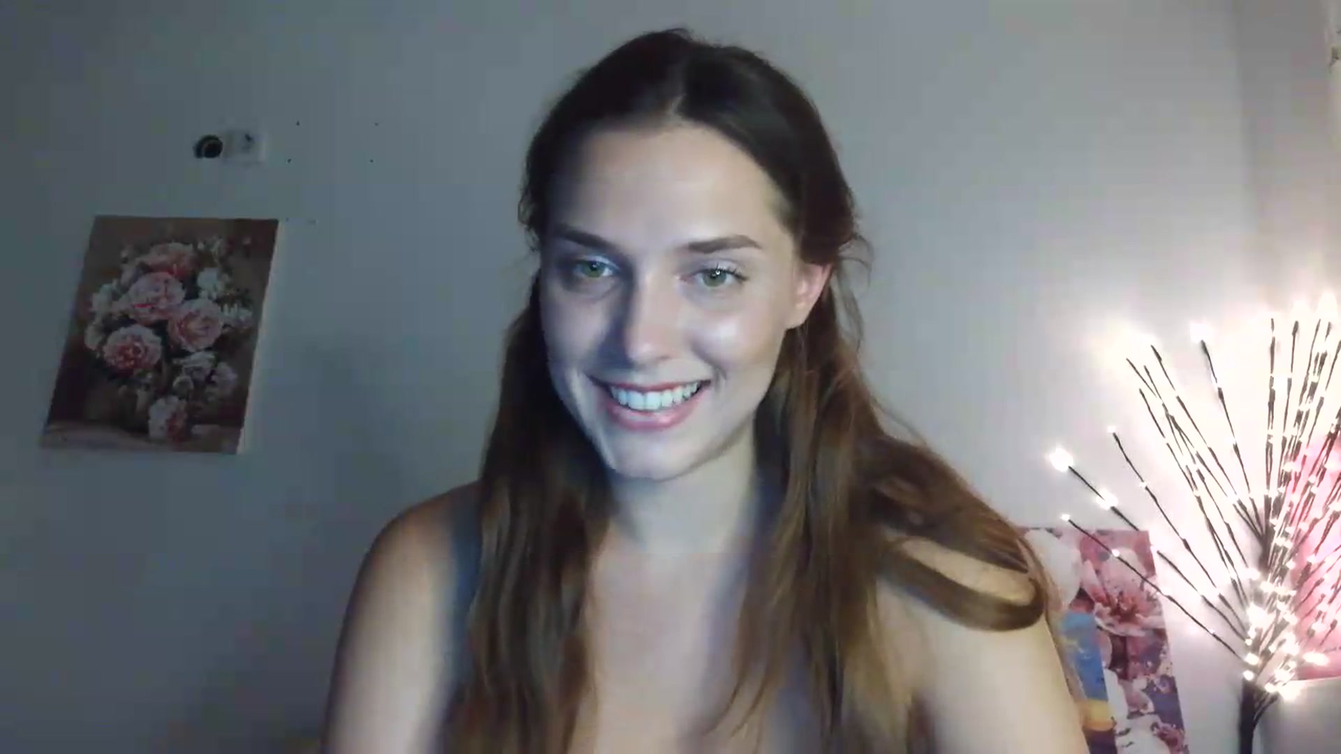 Gallery image thumbnail from HaleyReed's myfreecams stream on, 06/22/2026, 13:54 image 9 of 20