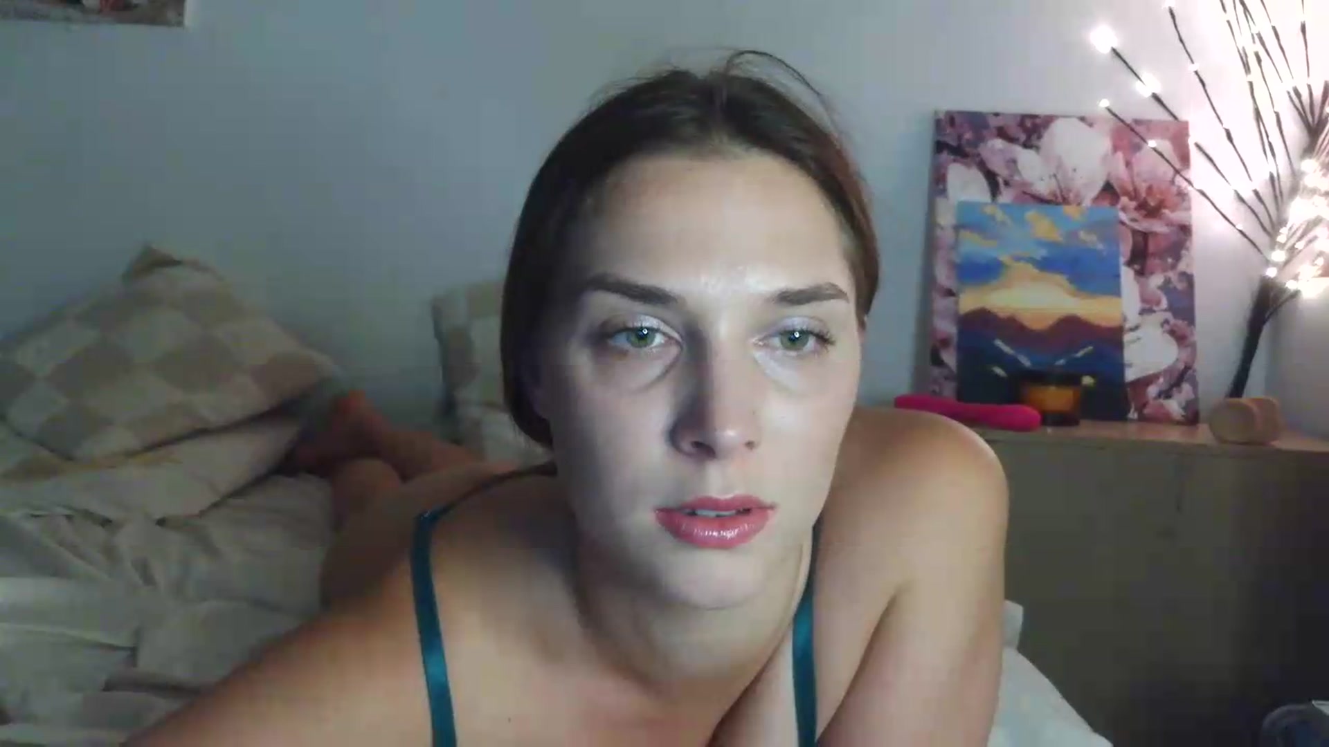 Gallery image thumbnail from HaleyReed's myfreecams stream on, 06/22/2026, 16:11 image 9 of 20