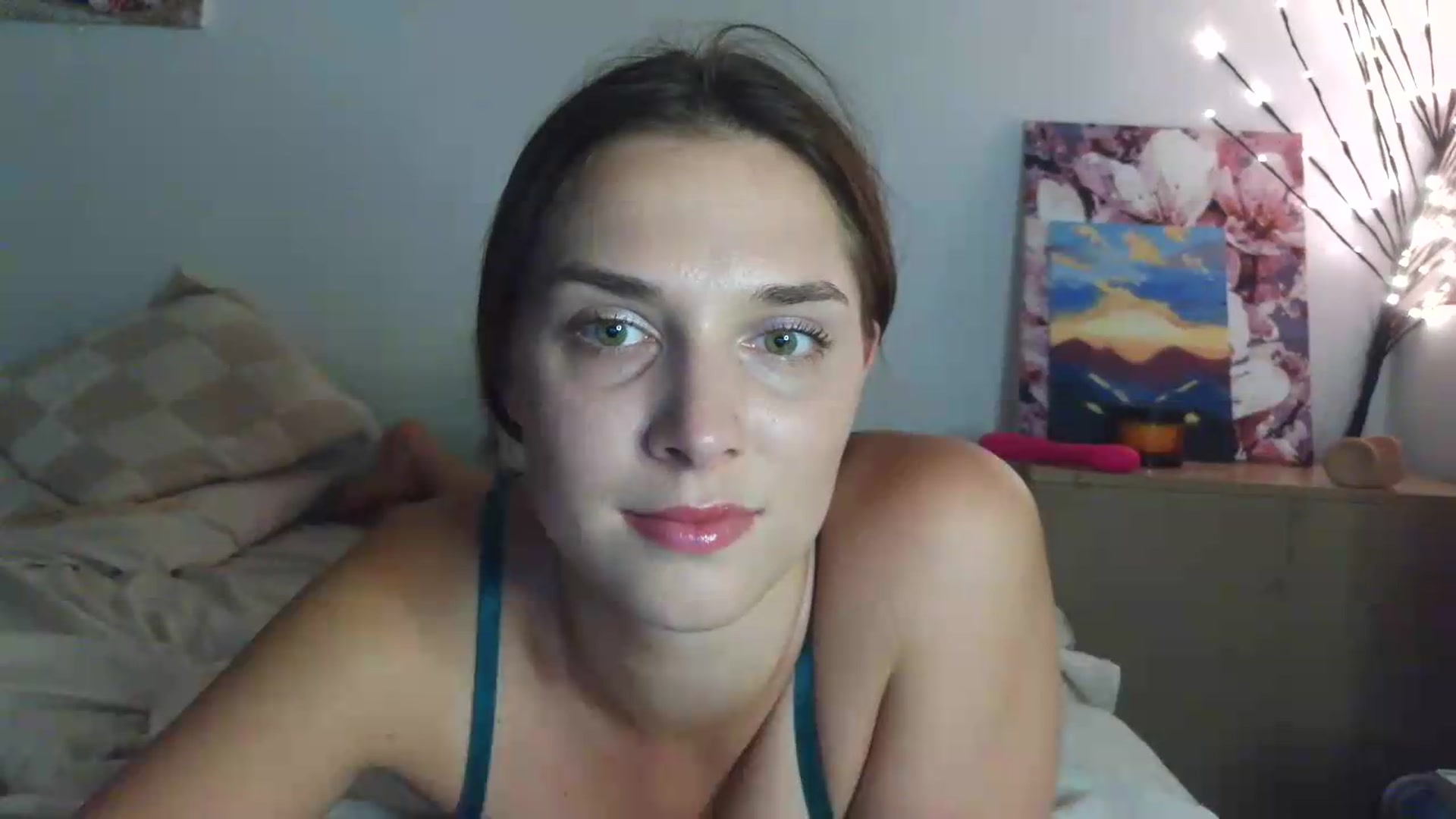 Gallery image thumbnail from HaleyReed's myfreecams stream on, 06/22/2026, 16:11 image 7 of 20