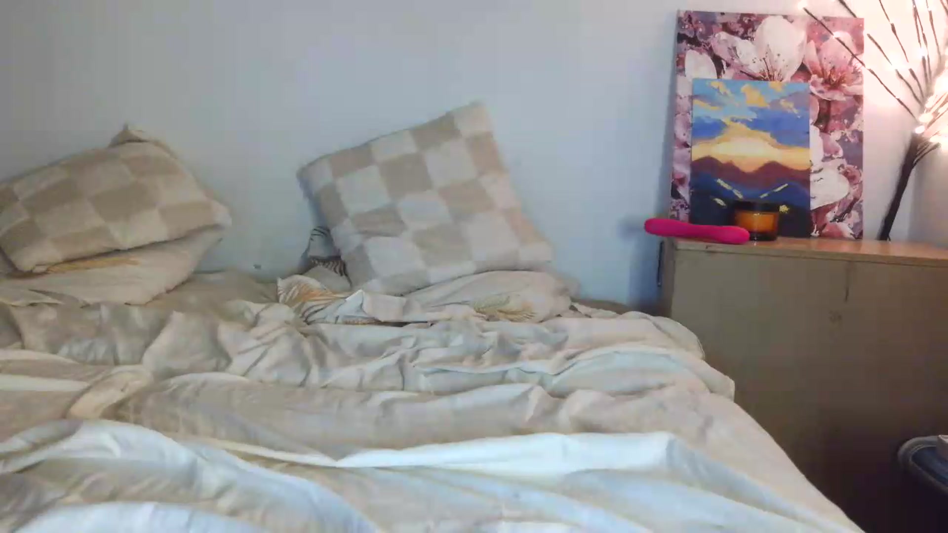 Gallery image thumbnail from HaleyReed's myfreecams stream on, 06/22/2026, 16:50 image 8 of 20
