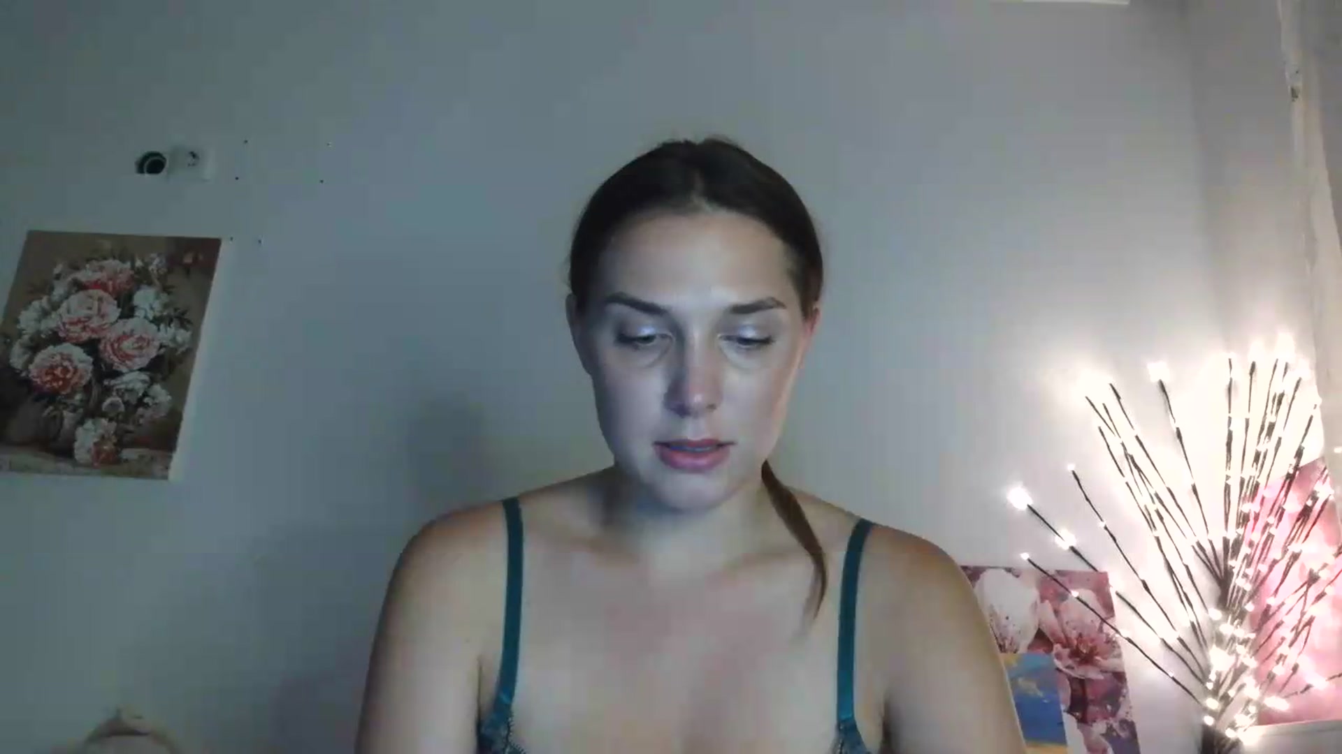 Gallery image thumbnail from HaleyReed's myfreecams stream on, 06/22/2026, 17:16 image 11 of 20