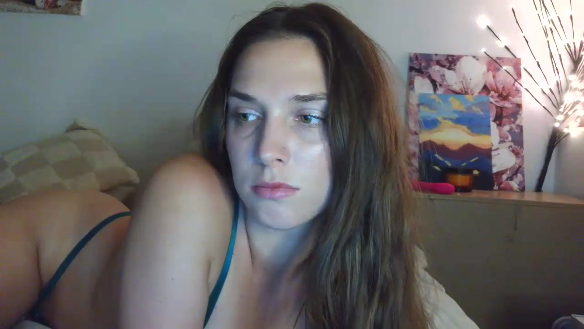 Gallery image thumbnail from HaleyReed's myfreecams stream on, 06/22/2026, 17:16 image 2 of 20