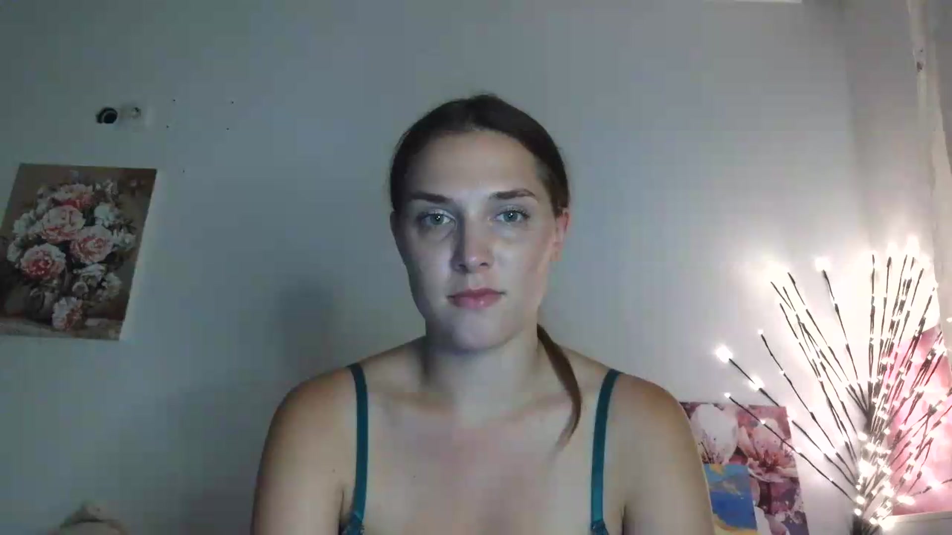 Gallery image thumbnail from HaleyReed's myfreecams stream on, 06/22/2026, 17:16 image 15 of 20