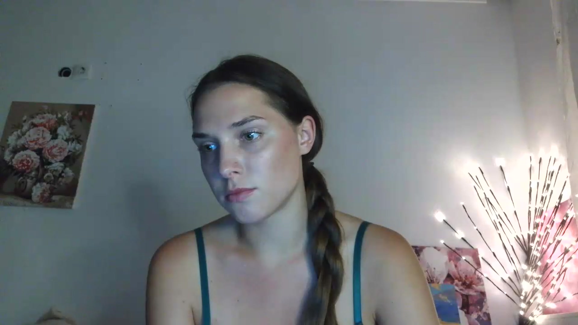 Gallery image thumbnail from HaleyReed's myfreecams stream on, 06/22/2026, 17:16 image 18 of 20