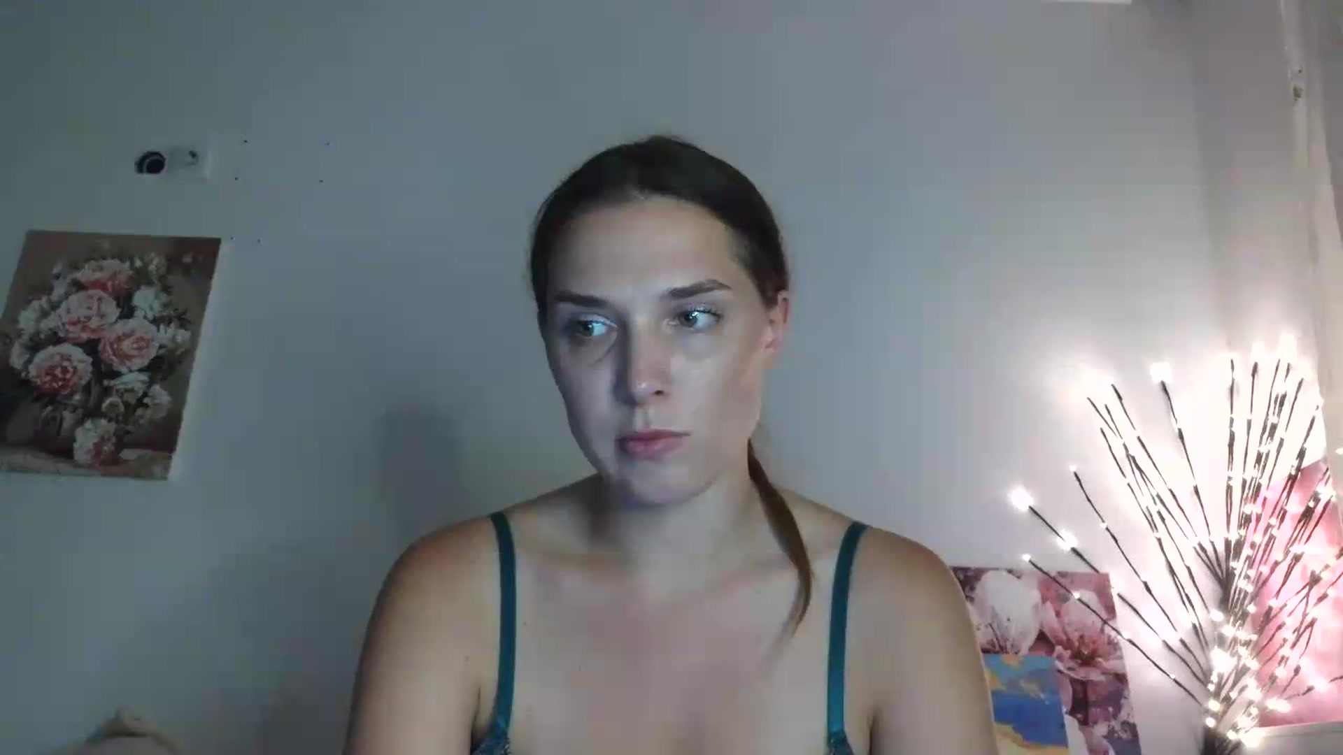 Gallery image thumbnail from HaleyReed's myfreecams stream on, 06/22/2026, 17:16 image 13 of 20