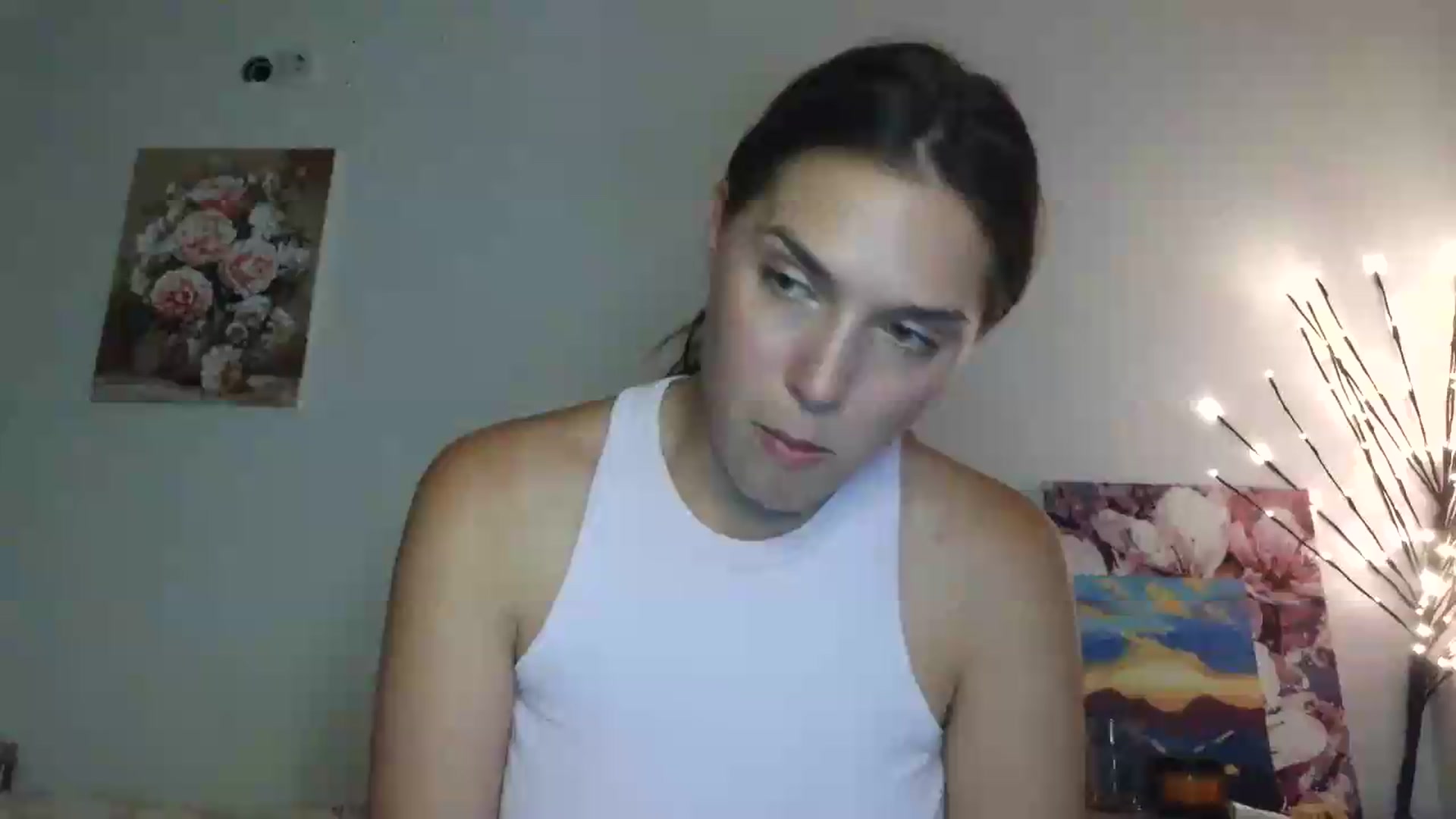 Gallery image thumbnail from HaleyReed's myfreecams stream on, 06/24/2026, 17:54 image 15 of 20