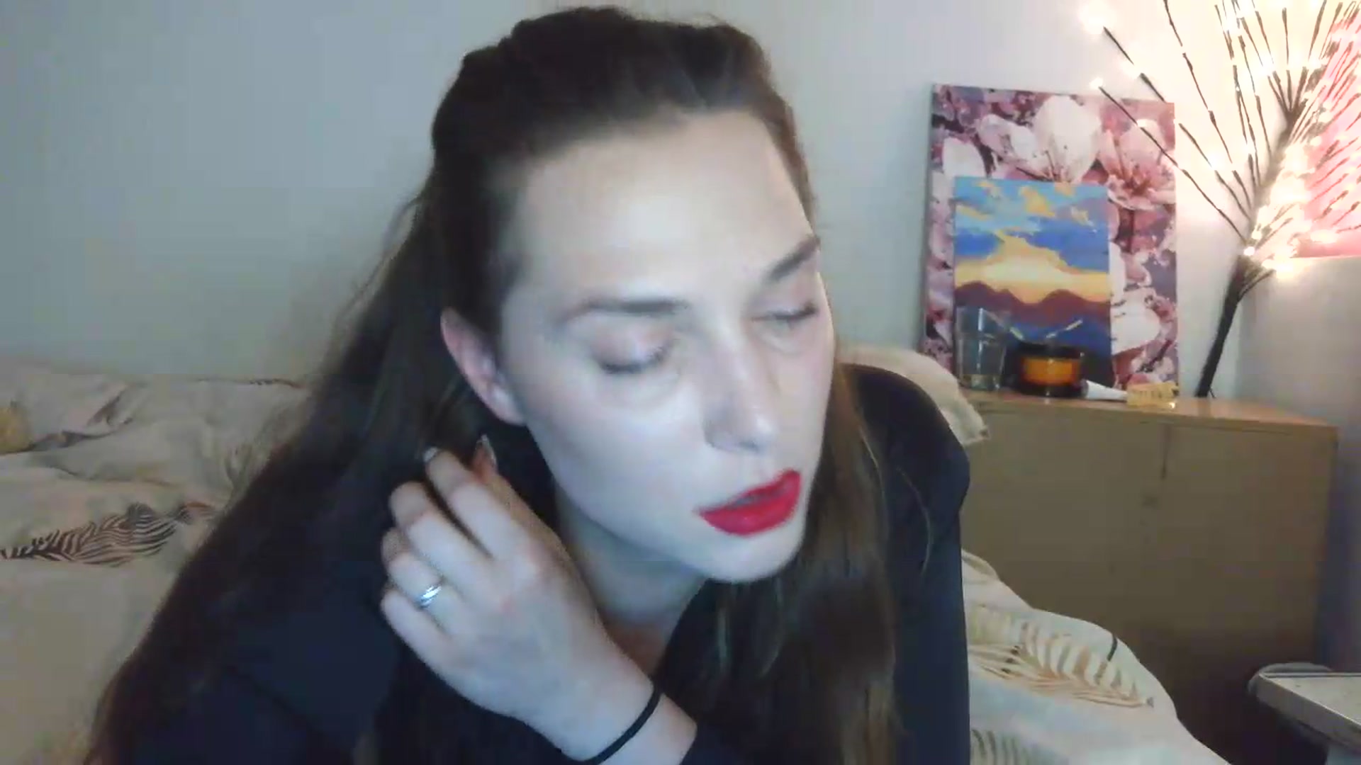 Gallery image thumbnail from HaleyReed's myfreecams stream on, 06/25/2026, 13:08 image 17 of 20