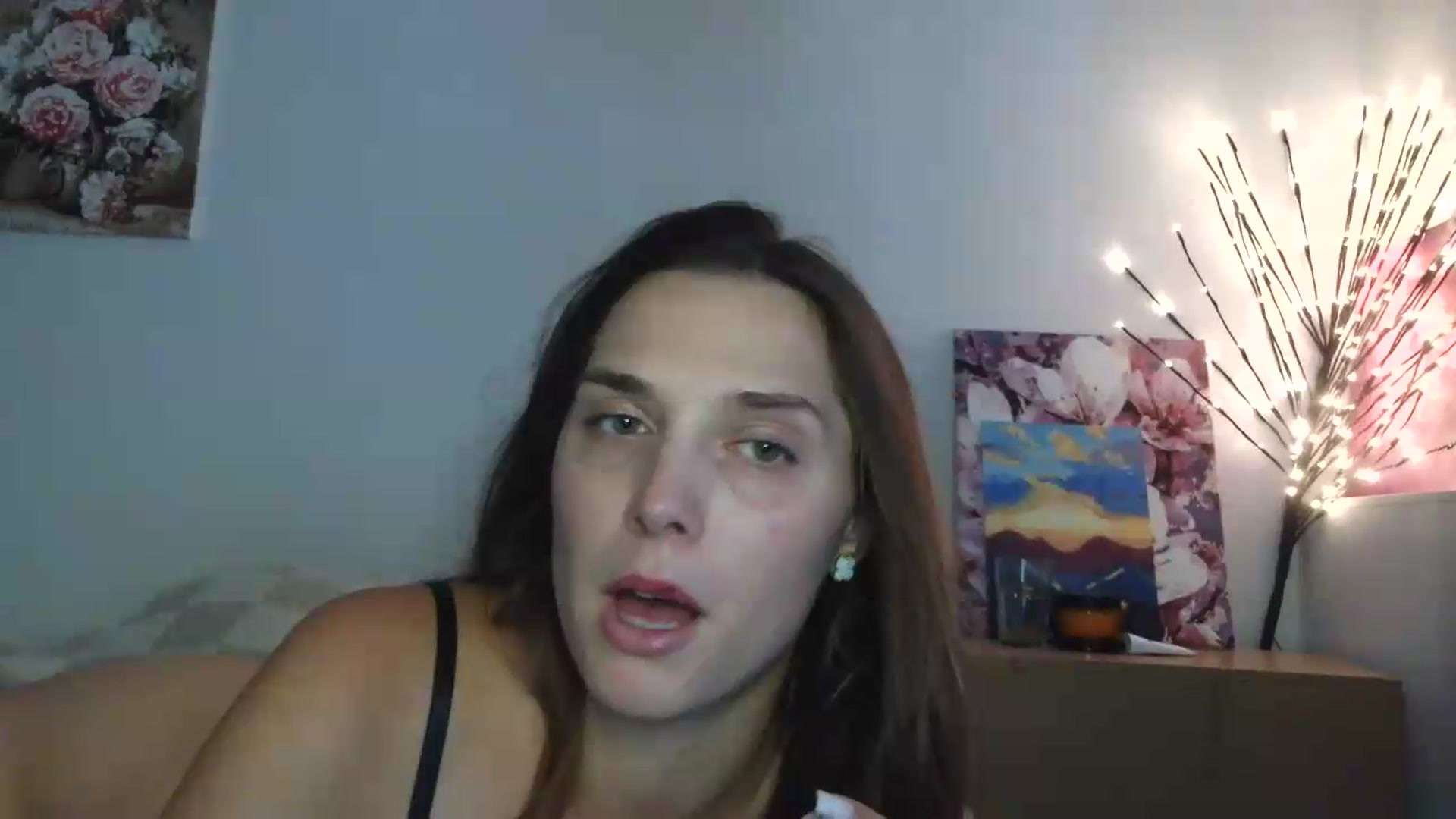 Gallery image thumbnail from HaleyReed's myfreecams stream on, 06/26/2026, 14:39 image 13 of 20