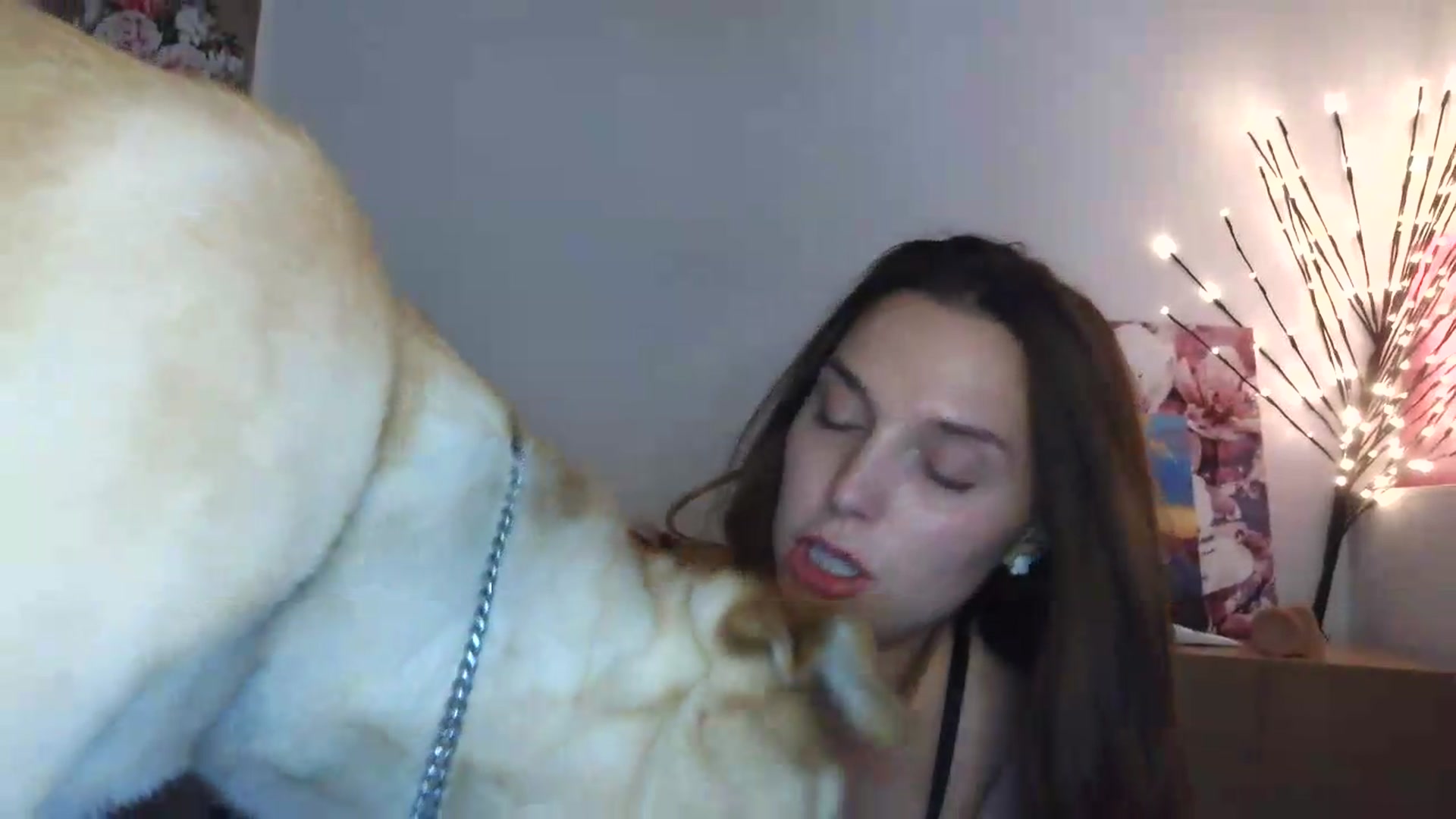 Gallery image thumbnail from HaleyReed's myfreecams stream on, 06/26/2026, 14:39 image 2 of 20