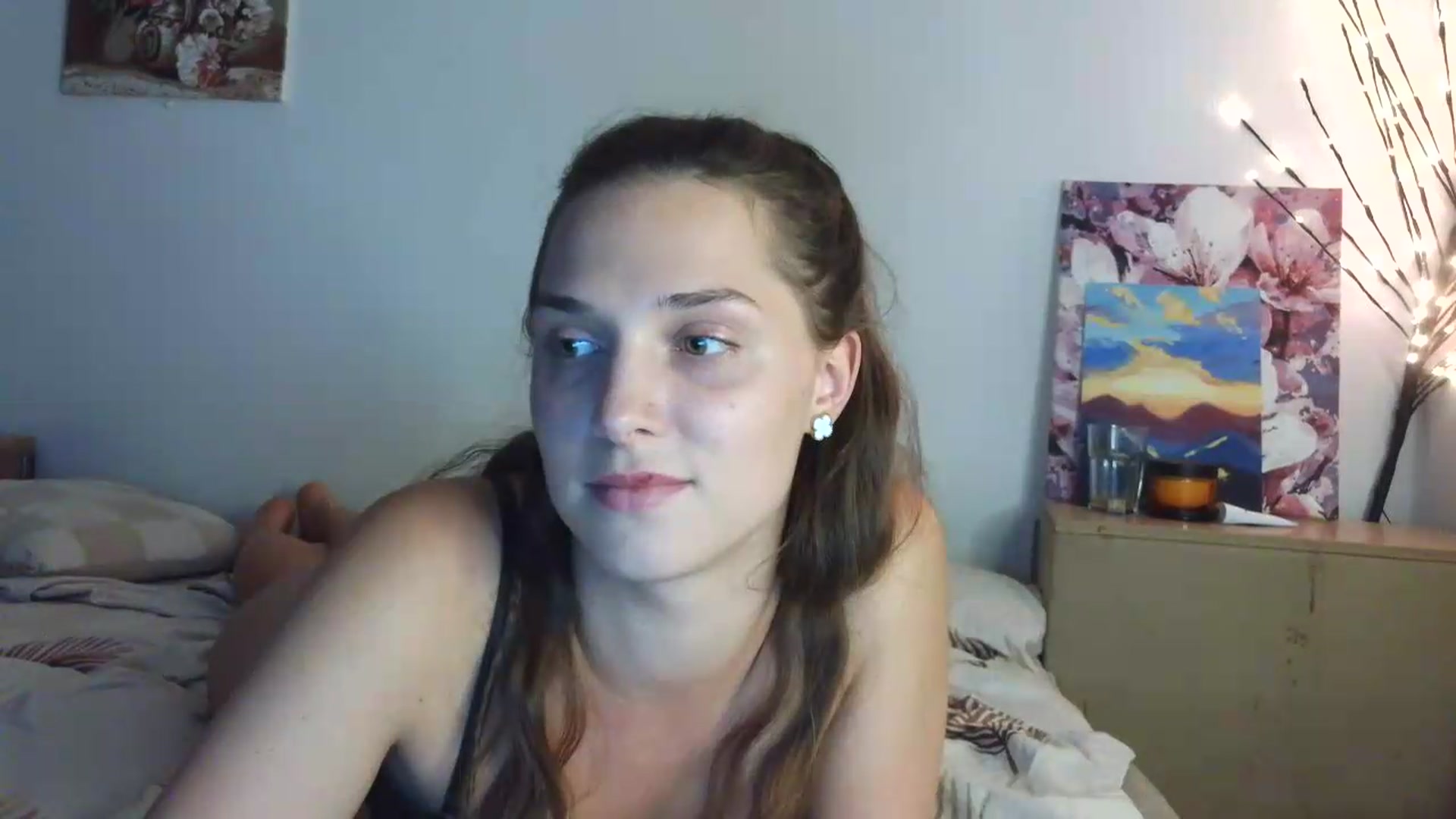 Gallery image thumbnail from HaleyReed's myfreecams stream on, 06/26/2026, 15:16 image 2 of 20