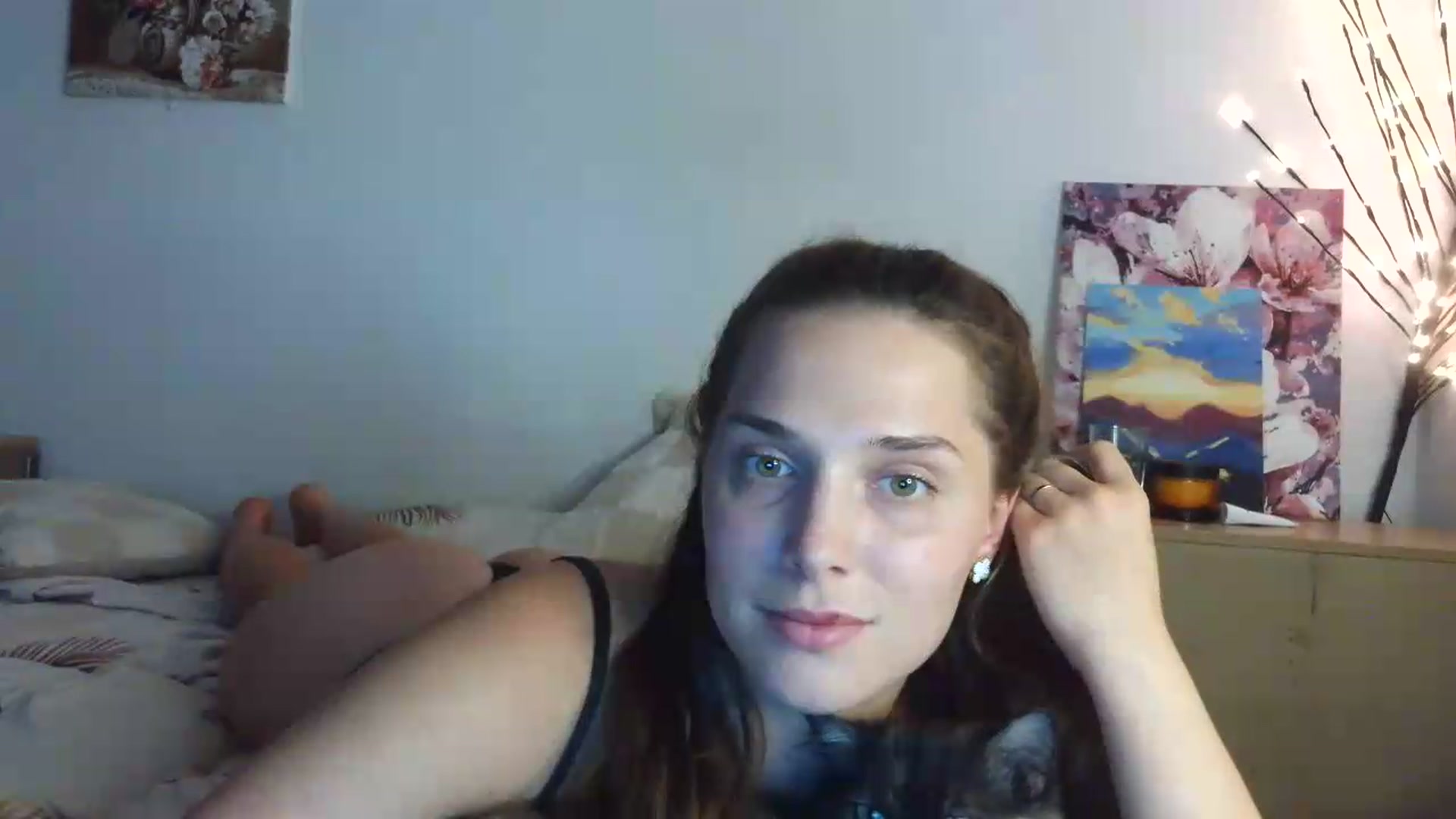 Gallery image thumbnail from HaleyReed's myfreecams stream on, 06/26/2026, 15:16 image 20 of 20