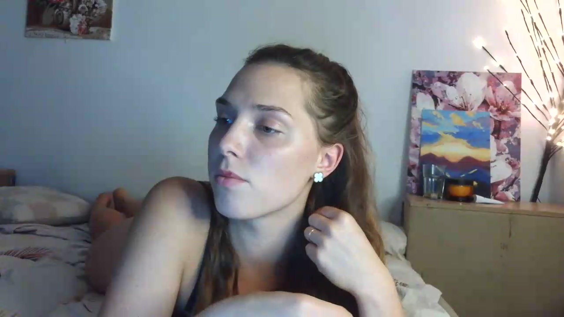 Gallery image thumbnail from HaleyReed's myfreecams stream on, 06/26/2026, 15:16 image 15 of 20