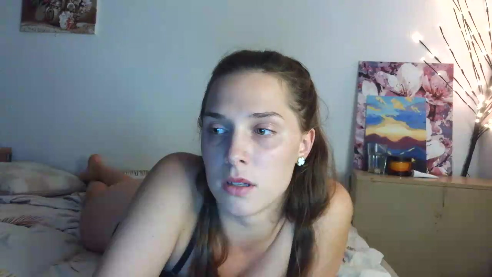 Gallery image thumbnail from HaleyReed's myfreecams stream on, 06/26/2026, 15:16 image 8 of 20