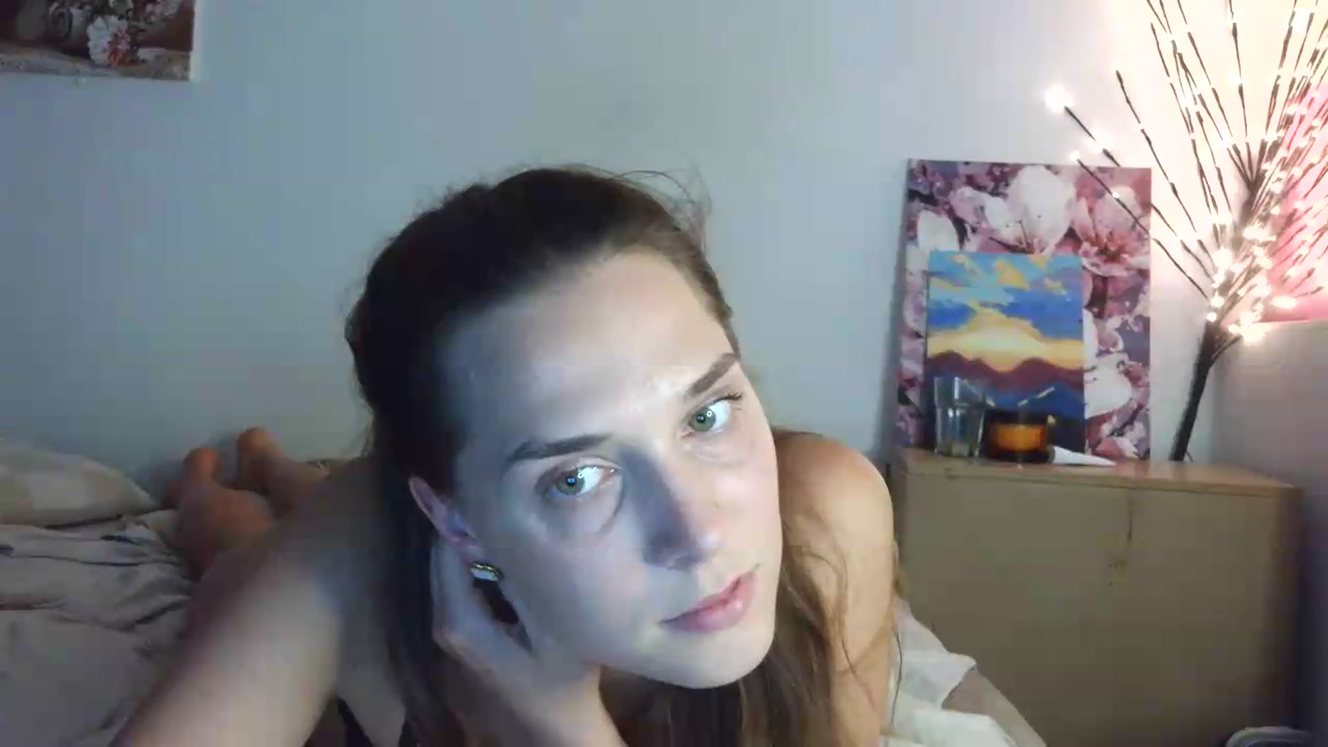 Gallery image thumbnail from HaleyReed's myfreecams stream on, 06/26/2026, 15:52 image 4 of 20