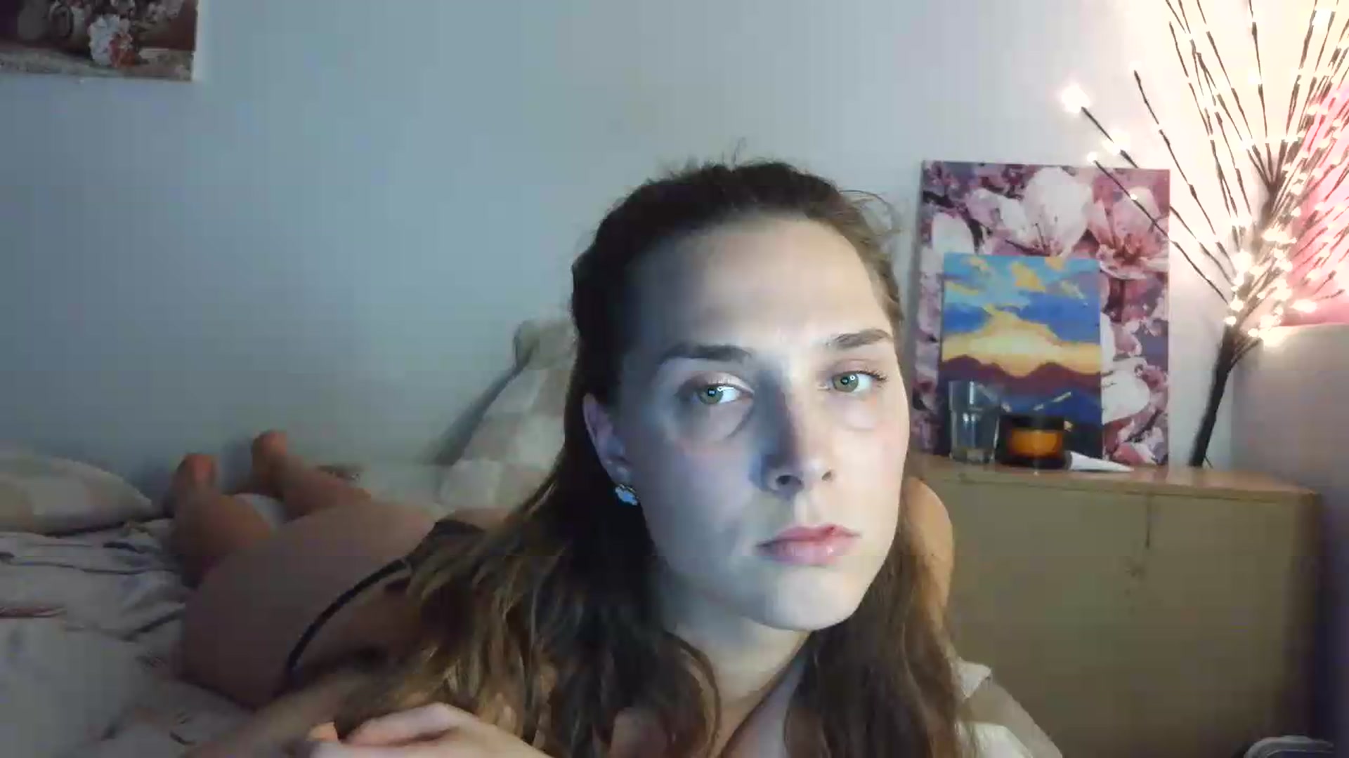 Gallery image thumbnail from HaleyReed's myfreecams stream on, 06/26/2026, 15:52 image 8 of 20