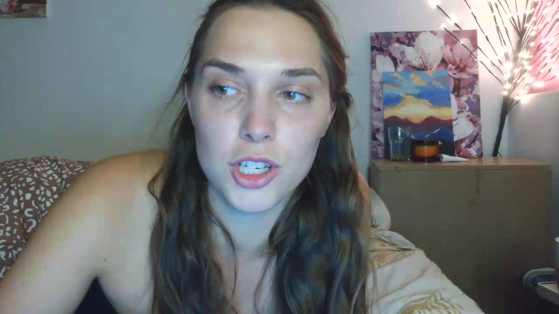 Gallery image thumbnail from HaleyReed's myfreecams stream on, 06/28/2026, 15:57 image 18 of 20