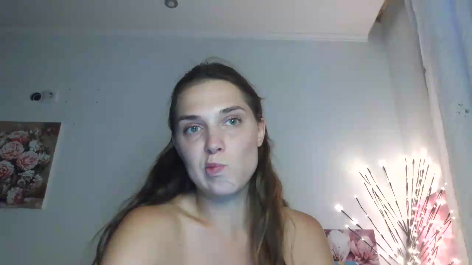 Gallery image thumbnail from HaleyReed's myfreecams stream on, 06/28/2026, 16:57 image 4 of 20
