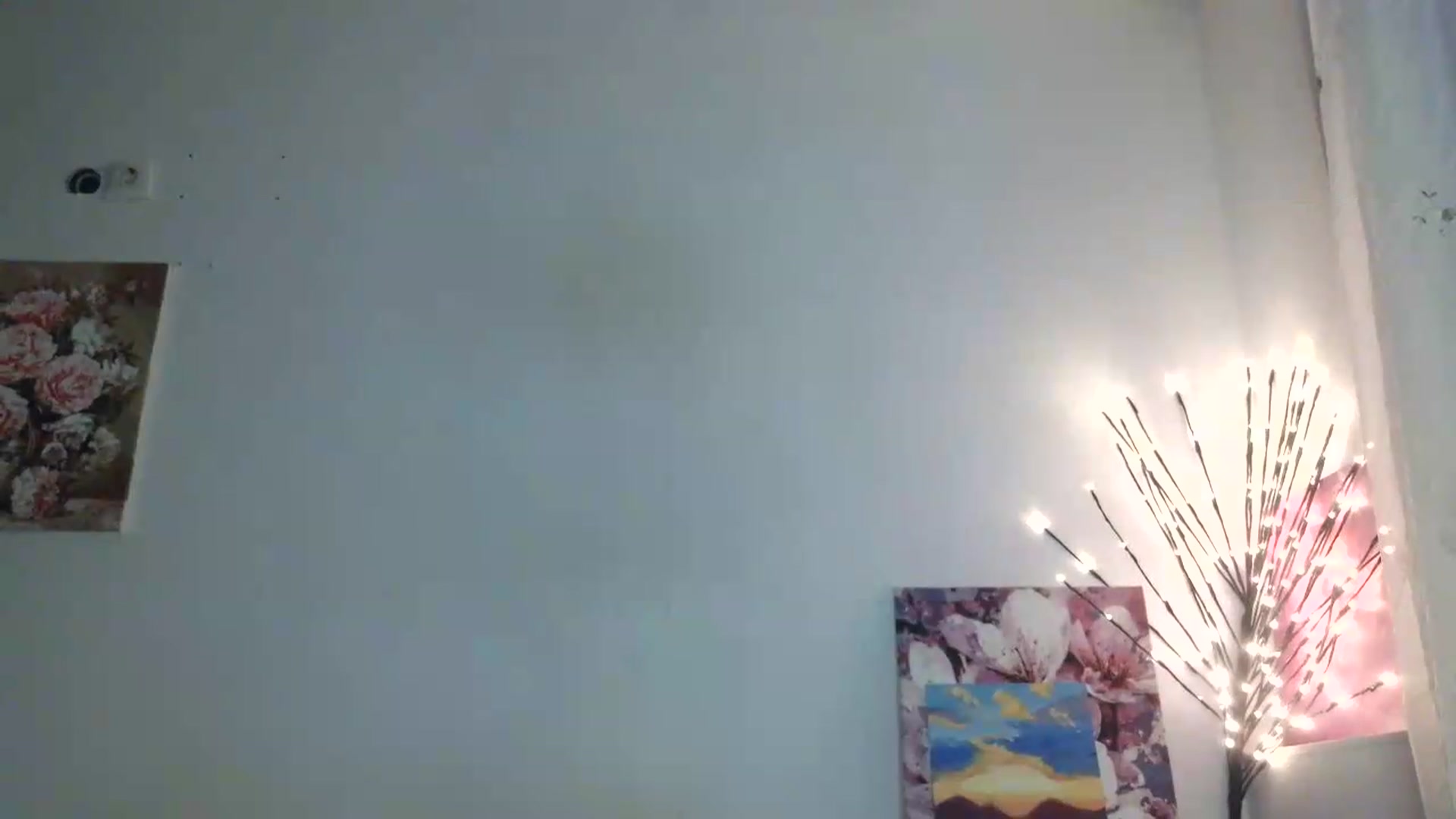 Gallery image thumbnail from HaleyReed's myfreecams stream on, 06/28/2026, 16:57 image 18 of 20