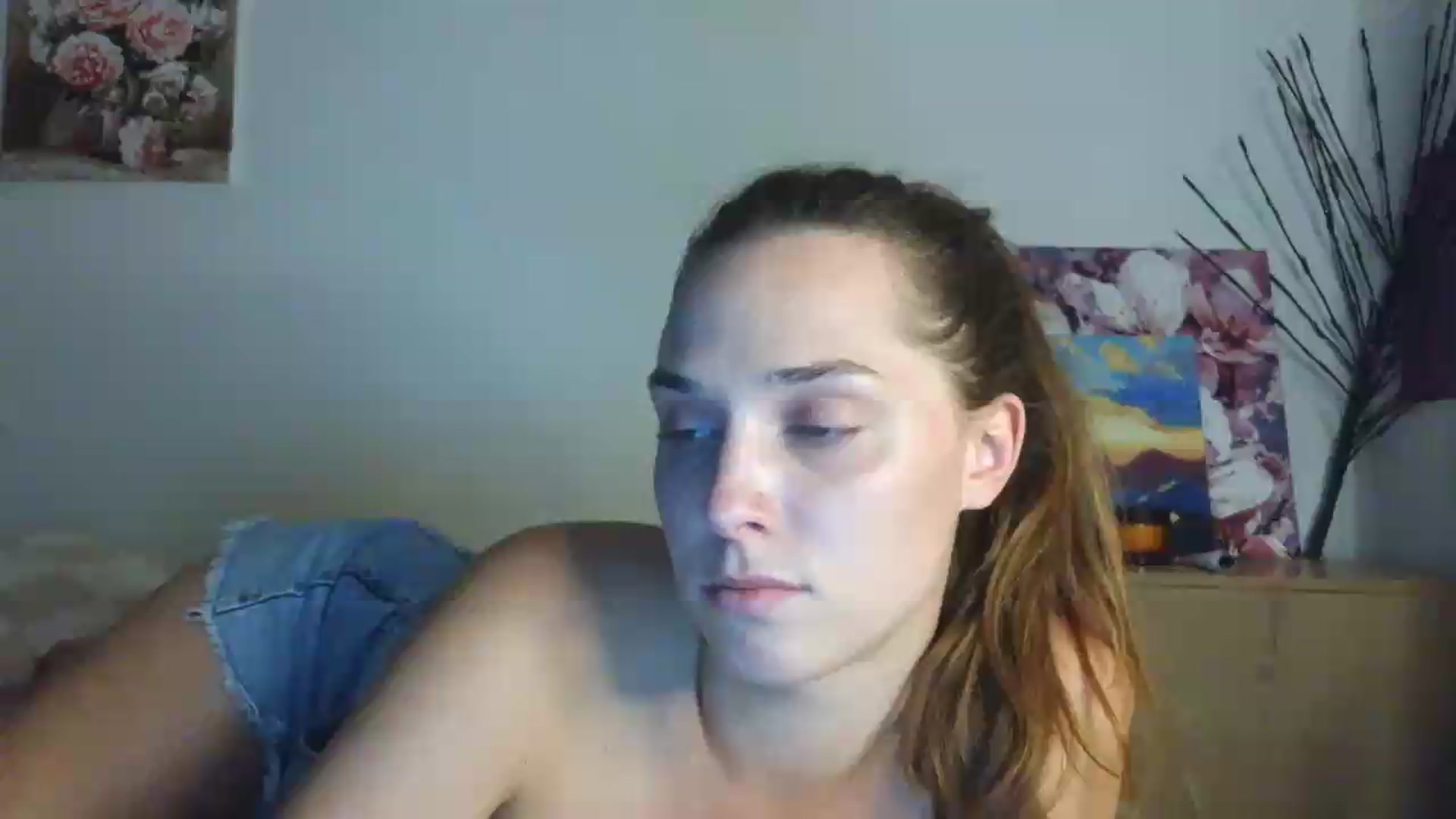 Gallery image thumbnail from HaleyReed's myfreecams stream on, 07/01/2026, 16:03 image 11 of 20