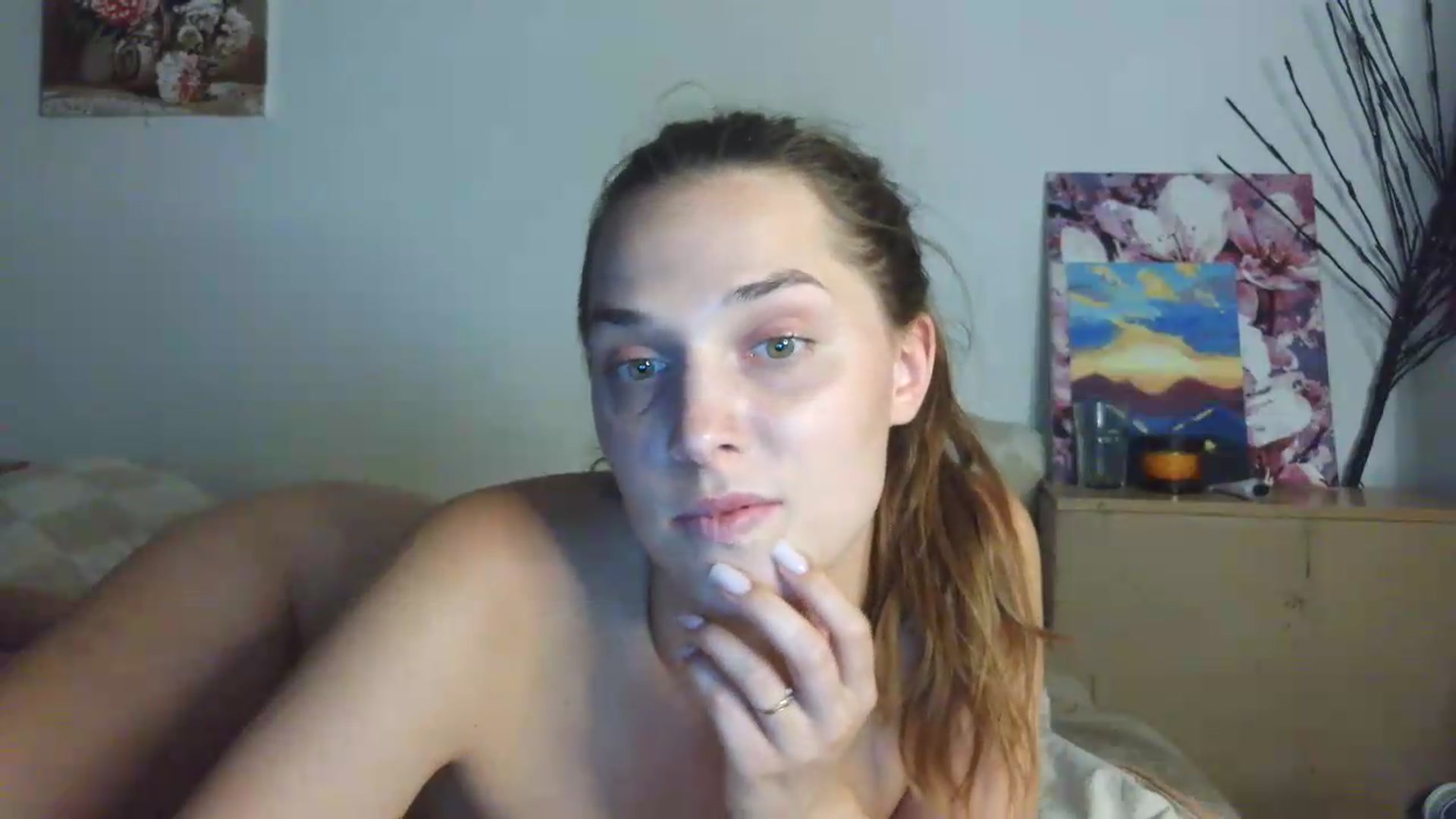Gallery image thumbnail from HaleyReed's myfreecams stream on, 07/01/2026, 16:31 image 4 of 20