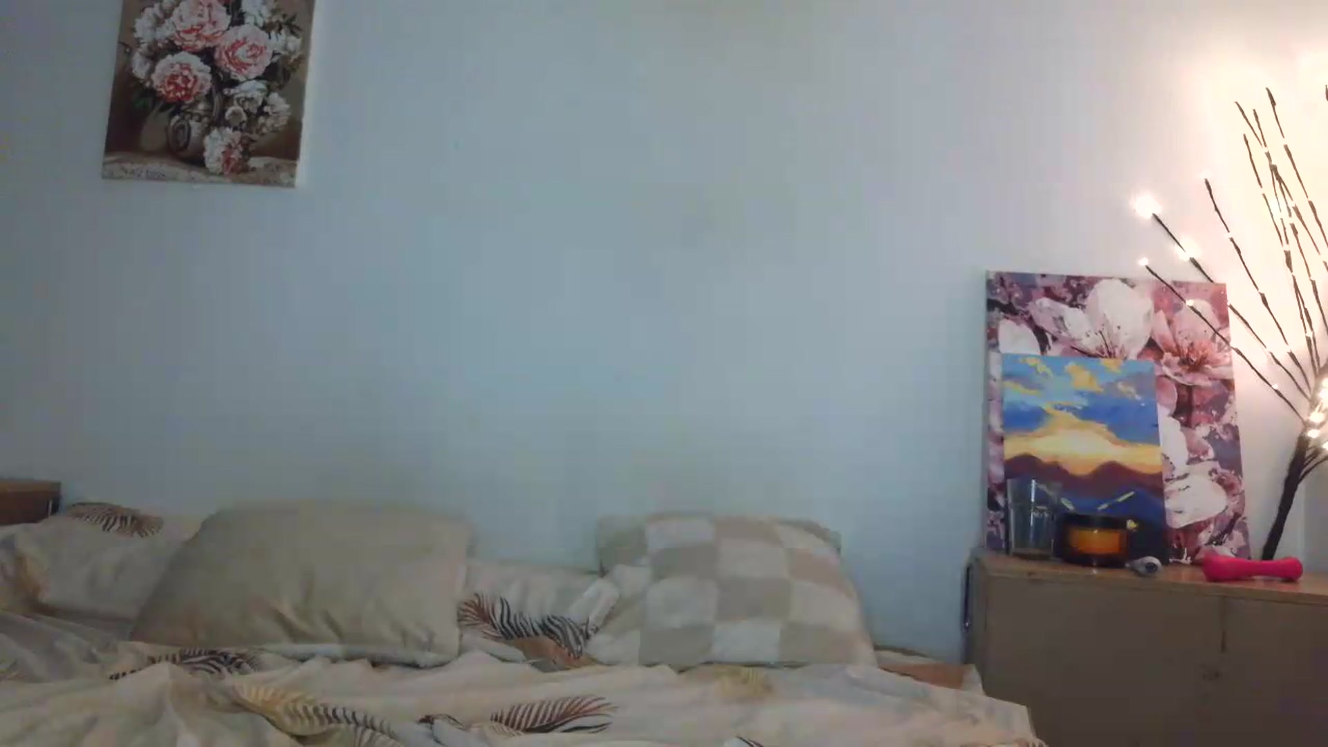 Gallery image thumbnail from HaleyReed's myfreecams stream on, 07/03/2026, 13:15 image 16 of 20