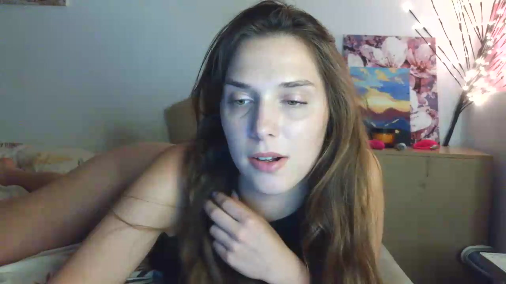 Gallery image thumbnail from HaleyReed's myfreecams stream on, 07/04/2026, 13:25 image 7 of 20