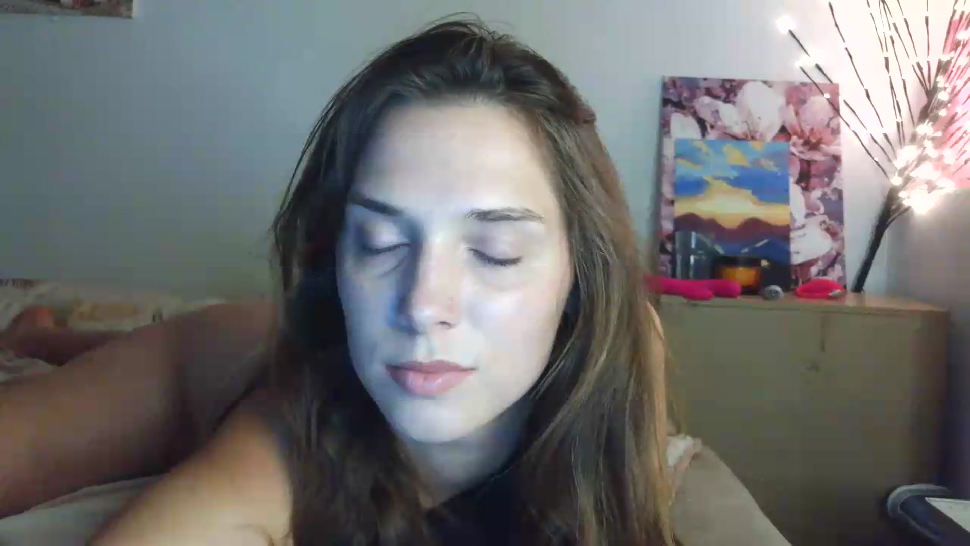 Gallery image thumbnail from HaleyReed's myfreecams stream on, 07/04/2026, 13:25 image 9 of 20
