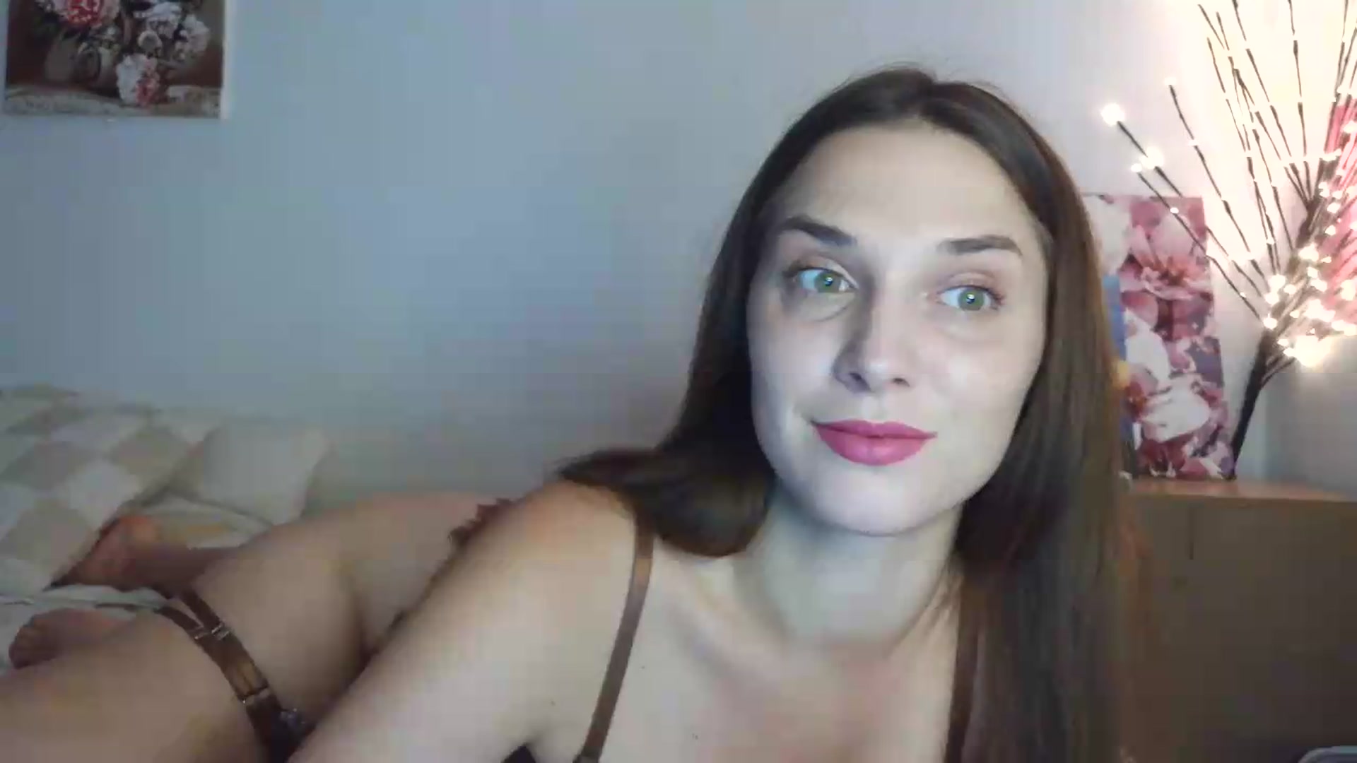 Gallery image thumbnail from HaleyReed's myfreecams stream on, 07/05/2026, 10:35 image 2 of 20