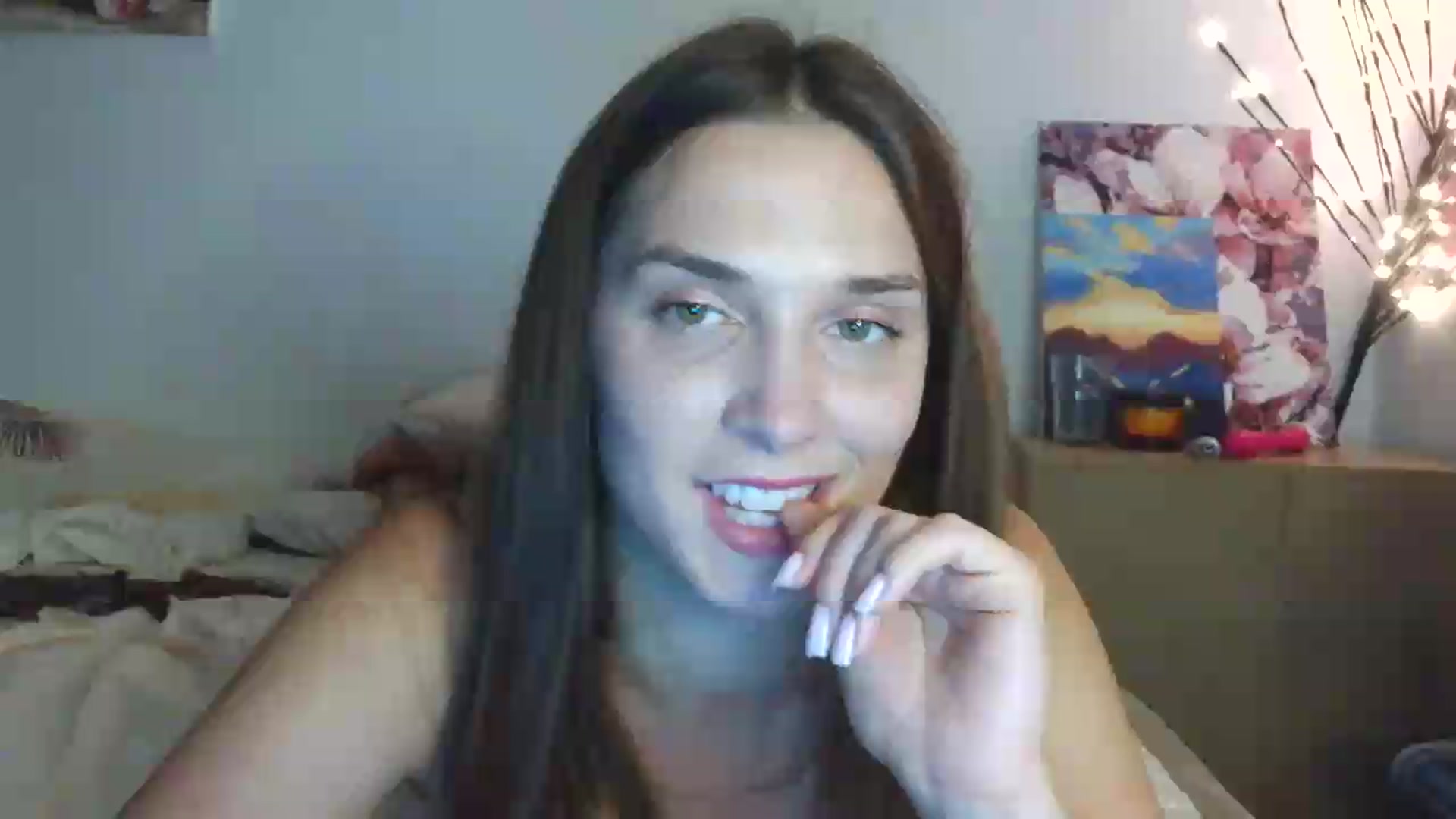 Gallery image thumbnail from HaleyReed's myfreecams stream on, 07/05/2026, 13:18 image 4 of 20