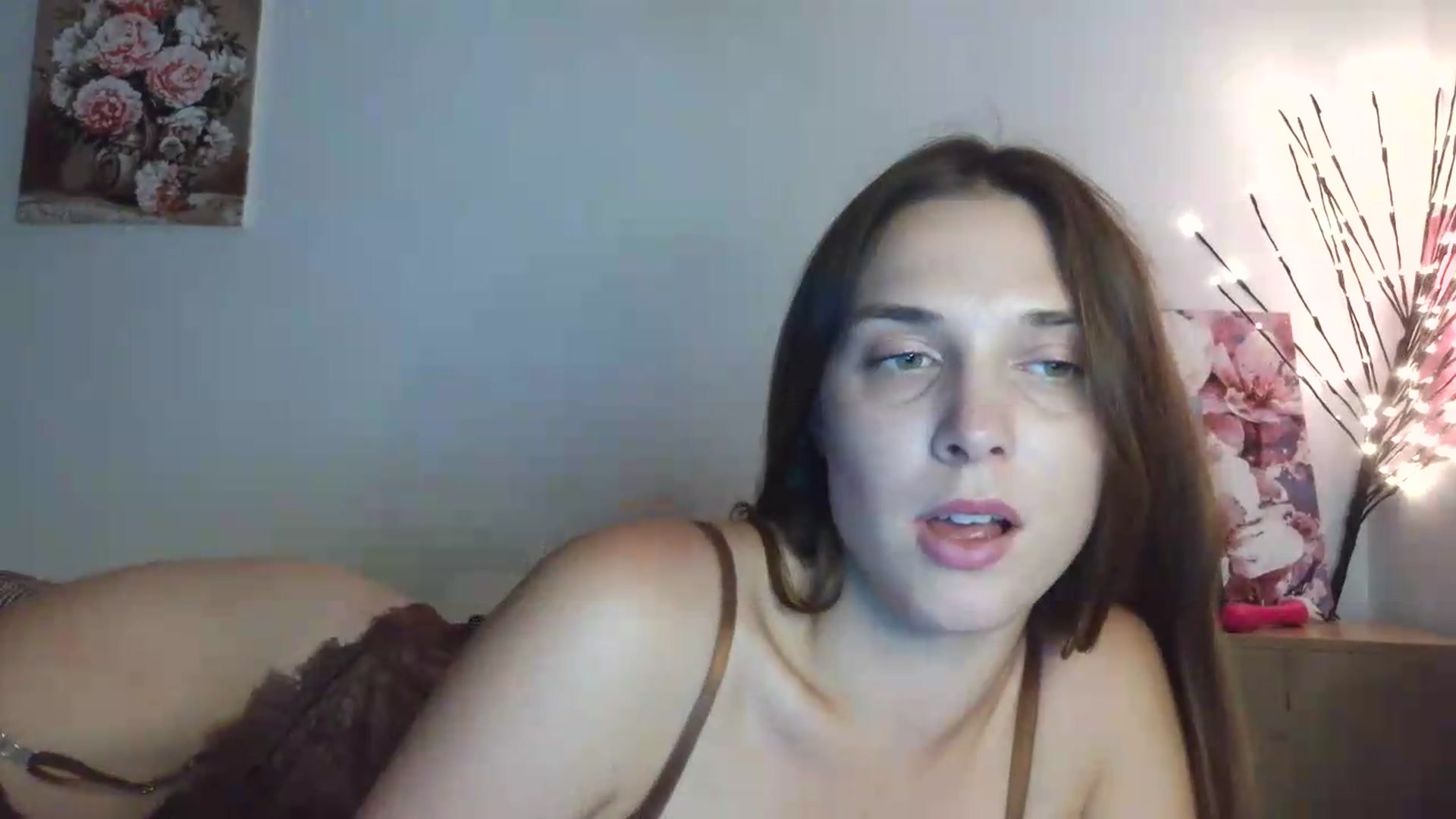 Gallery image thumbnail from HaleyReed's myfreecams stream on, 07/05/2026, 13:18 image 11 of 20