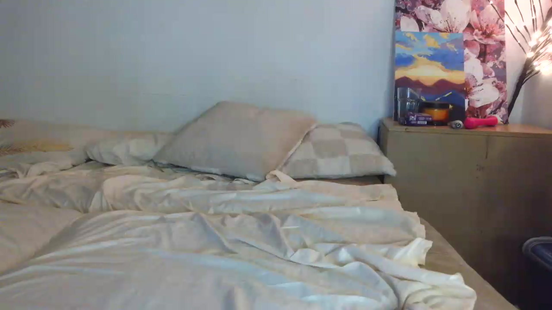 Gallery image thumbnail from HaleyReed's myfreecams stream on, 07/05/2026, 15:34 image 3 of 20