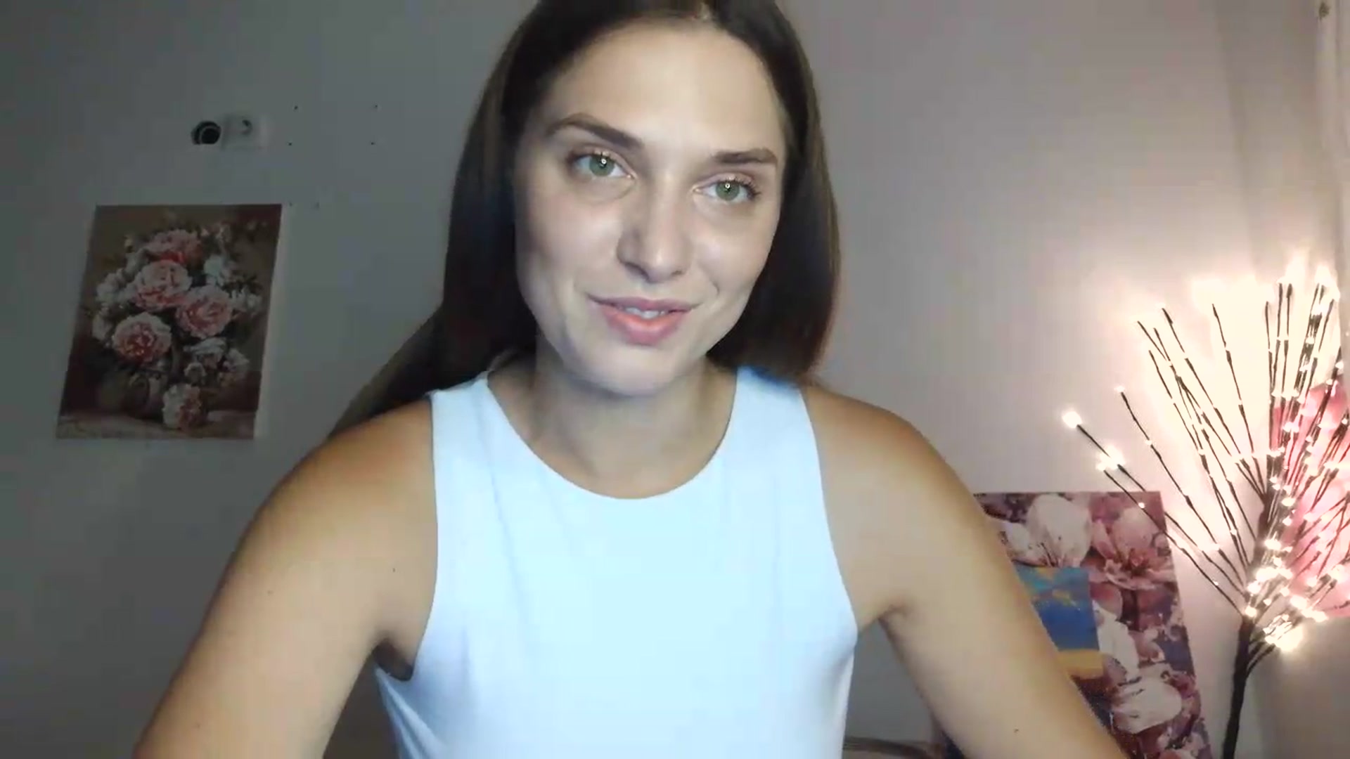 Gallery image thumbnail from HaleyReed's myfreecams stream on, 07/06/2026, 11:16 image 7 of 20