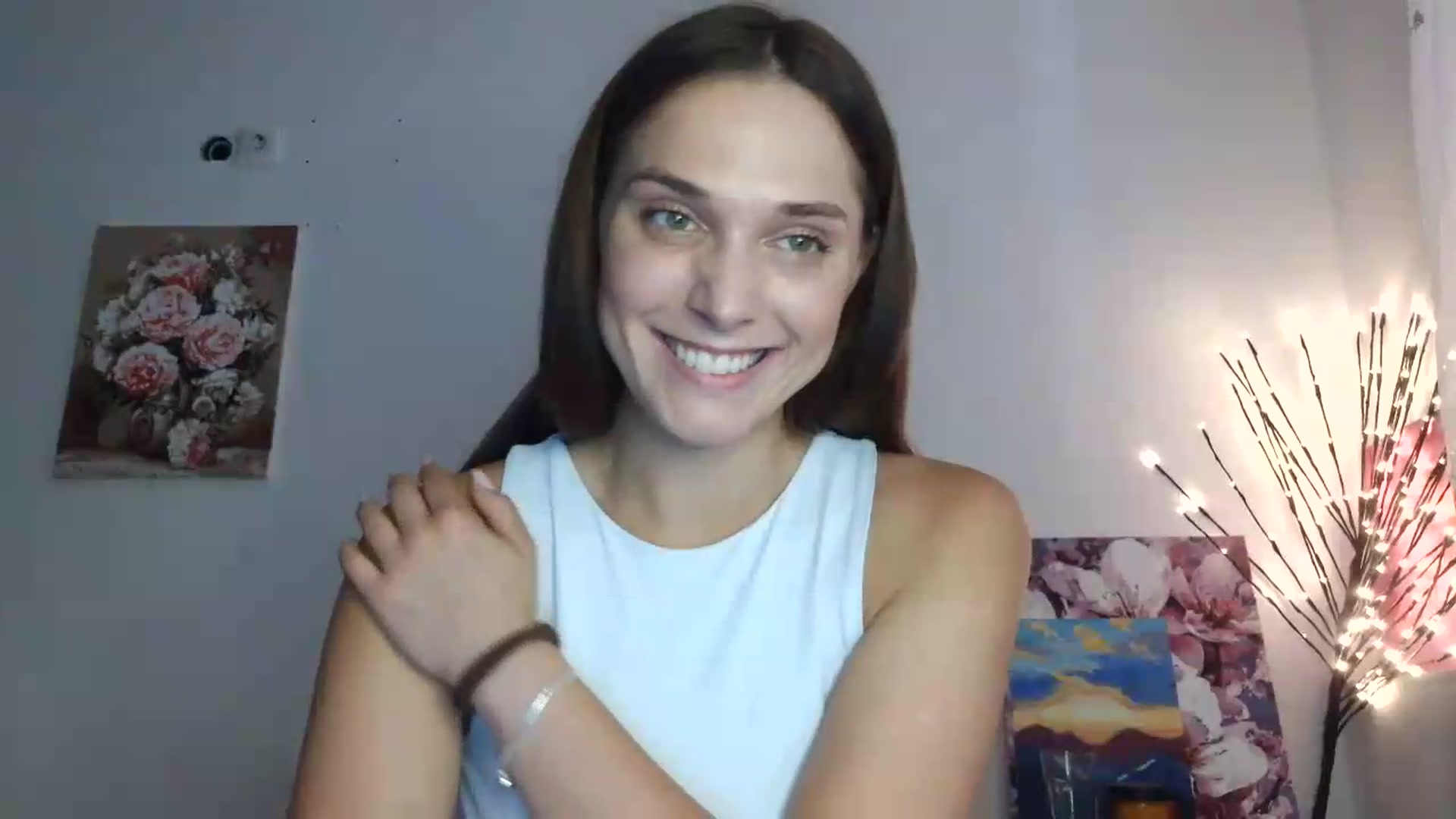 Gallery image thumbnail from HaleyReed's myfreecams stream on, 07/06/2026, 11:16 image 20 of 20
