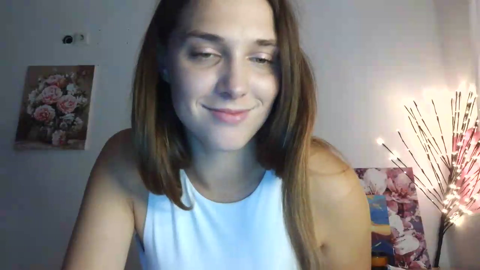 Gallery image thumbnail from HaleyReed's myfreecams stream on, 07/06/2026, 12:09 image 6 of 20