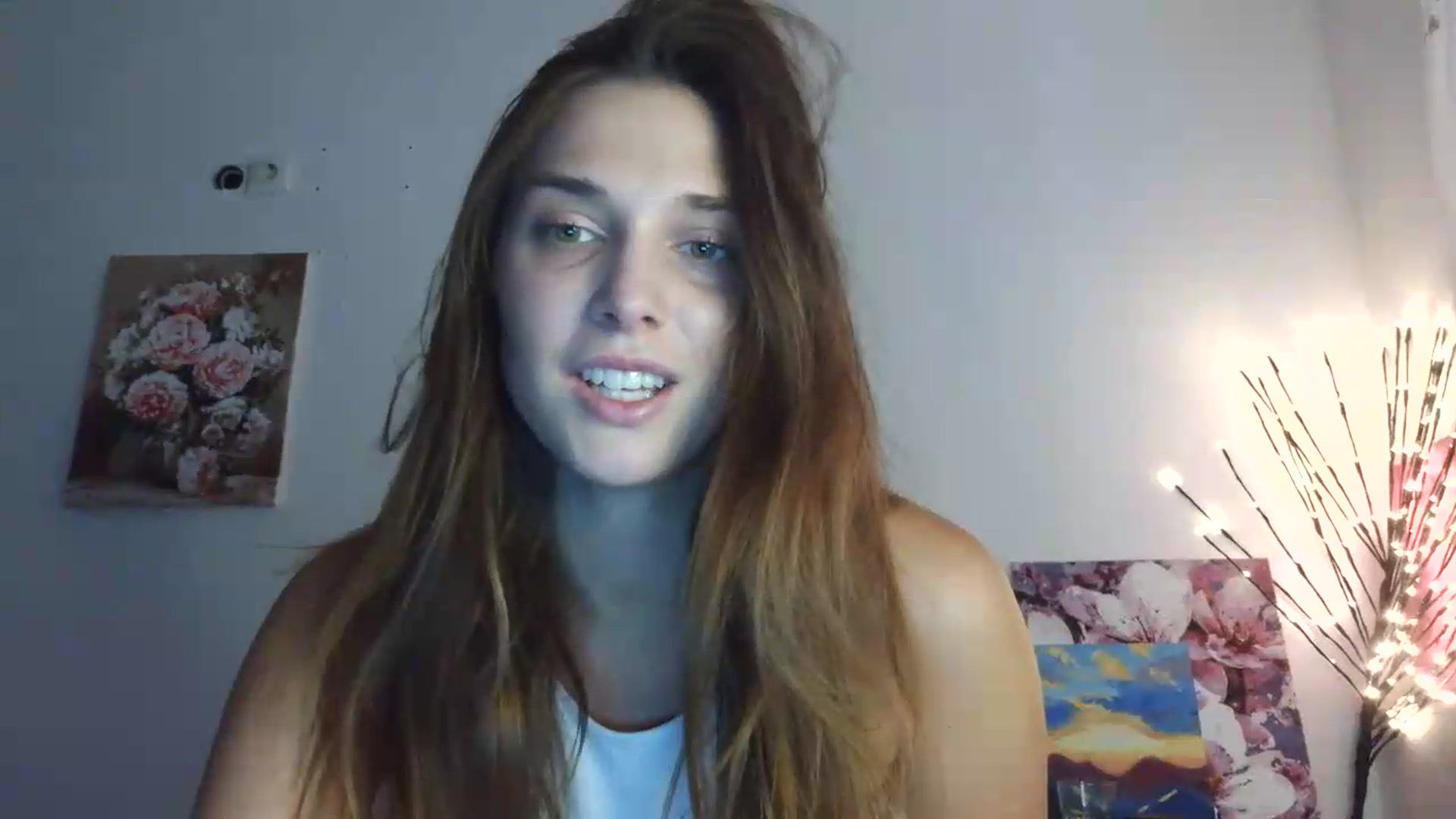Gallery image thumbnail from HaleyReed's myfreecams stream on, 07/06/2026, 12:09 image 3 of 20