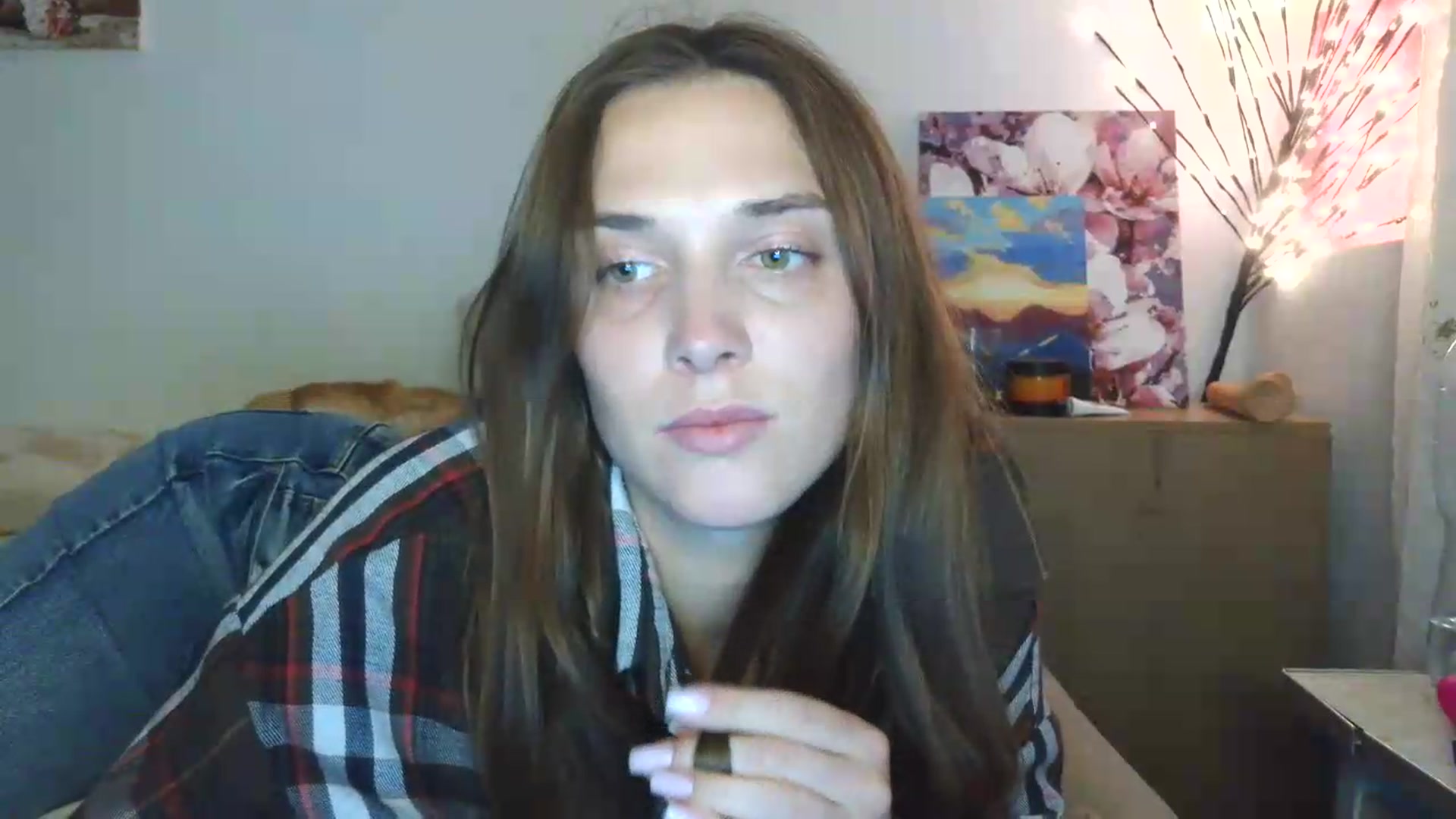 Gallery image thumbnail from HaleyReed's myfreecams stream on, 07/06/2026, 15:00 image 3 of 20