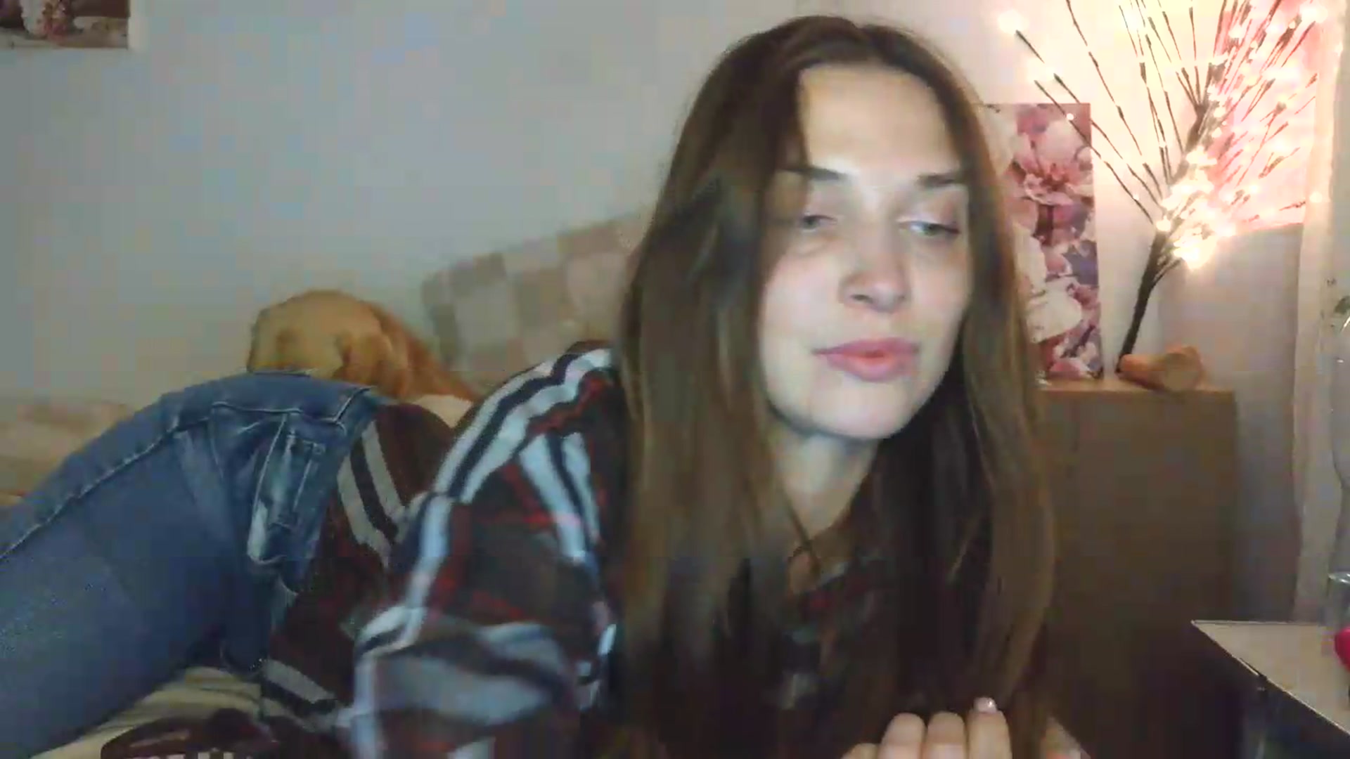 Gallery image thumbnail from HaleyReed's myfreecams stream on, 07/06/2026, 15:00 image 4 of 20
