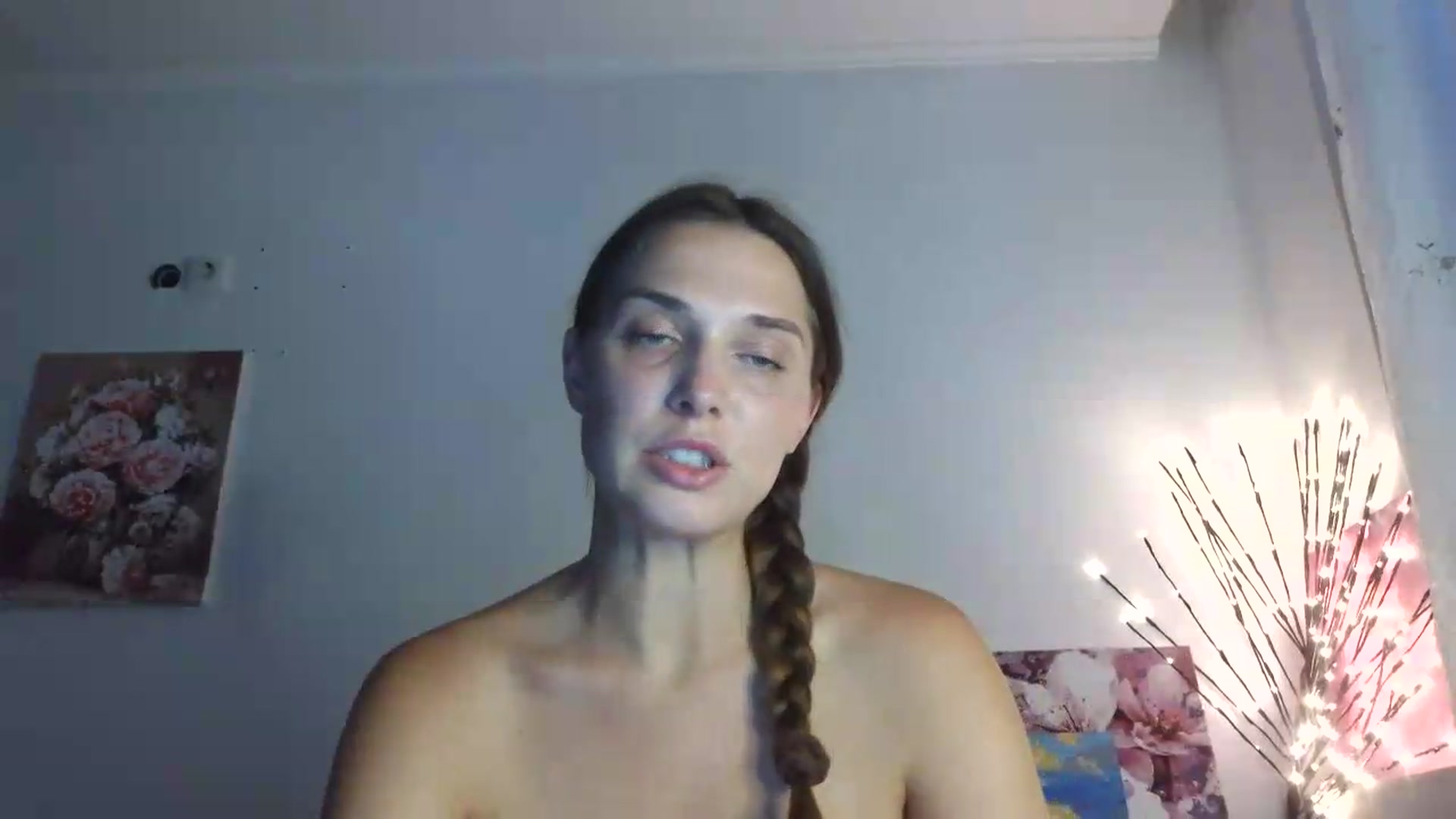 Gallery image thumbnail from HaleyReed's myfreecams stream on, 07/06/2026, 16:27 image 15 of 20