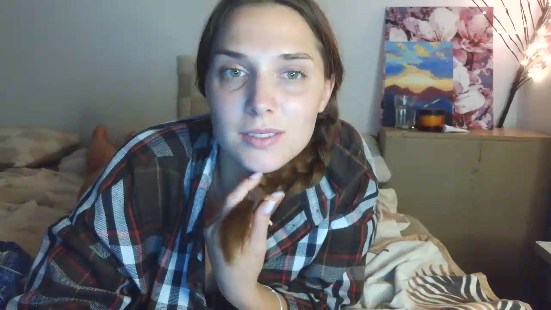 Gallery image thumbnail from HaleyReed's myfreecams stream on, 07/06/2026, 16:54 image 6 of 20