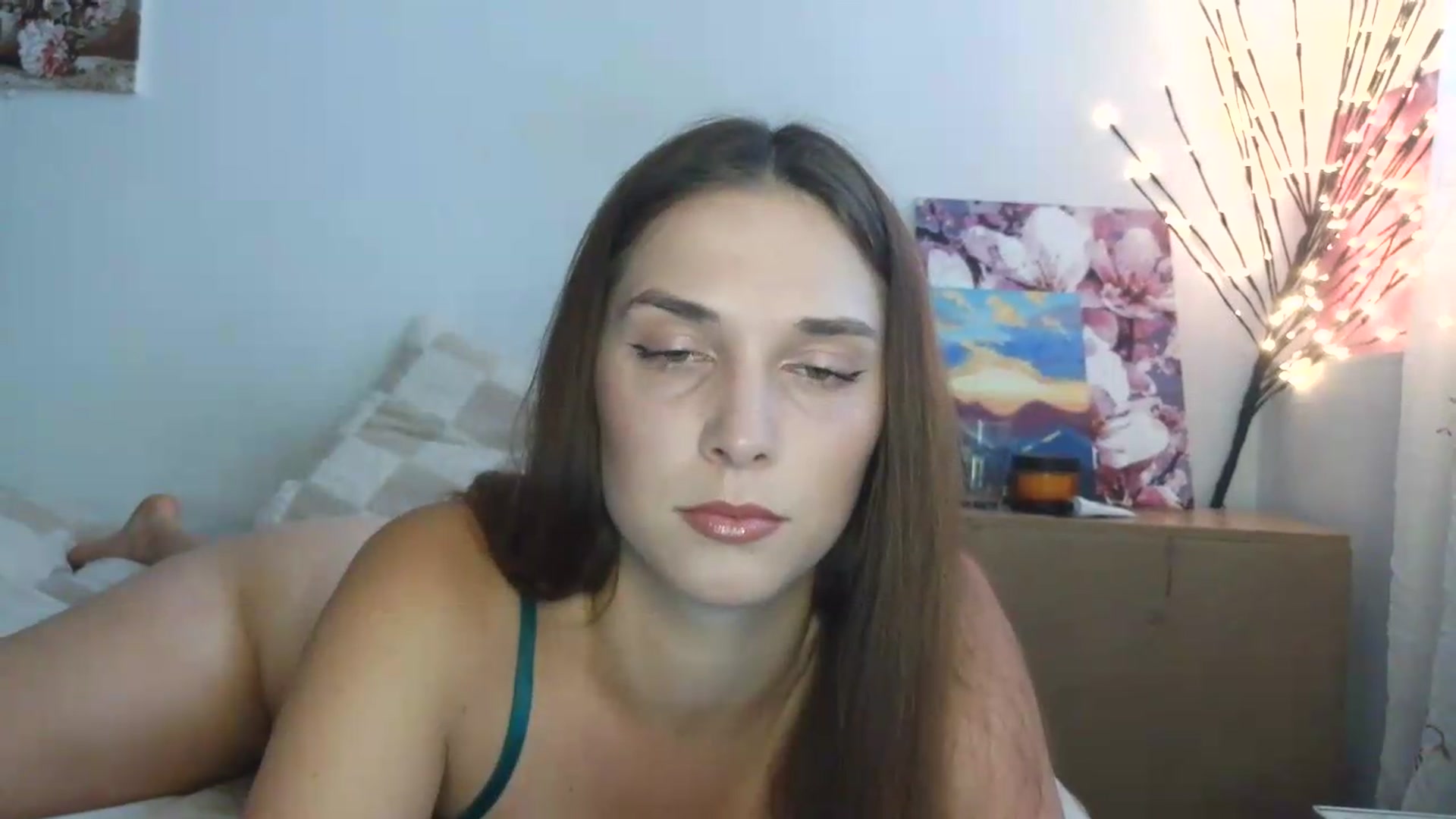 Gallery image thumbnail from HaleyReed's myfreecams stream on, 07/08/2026, 12:23 image 14 of 20