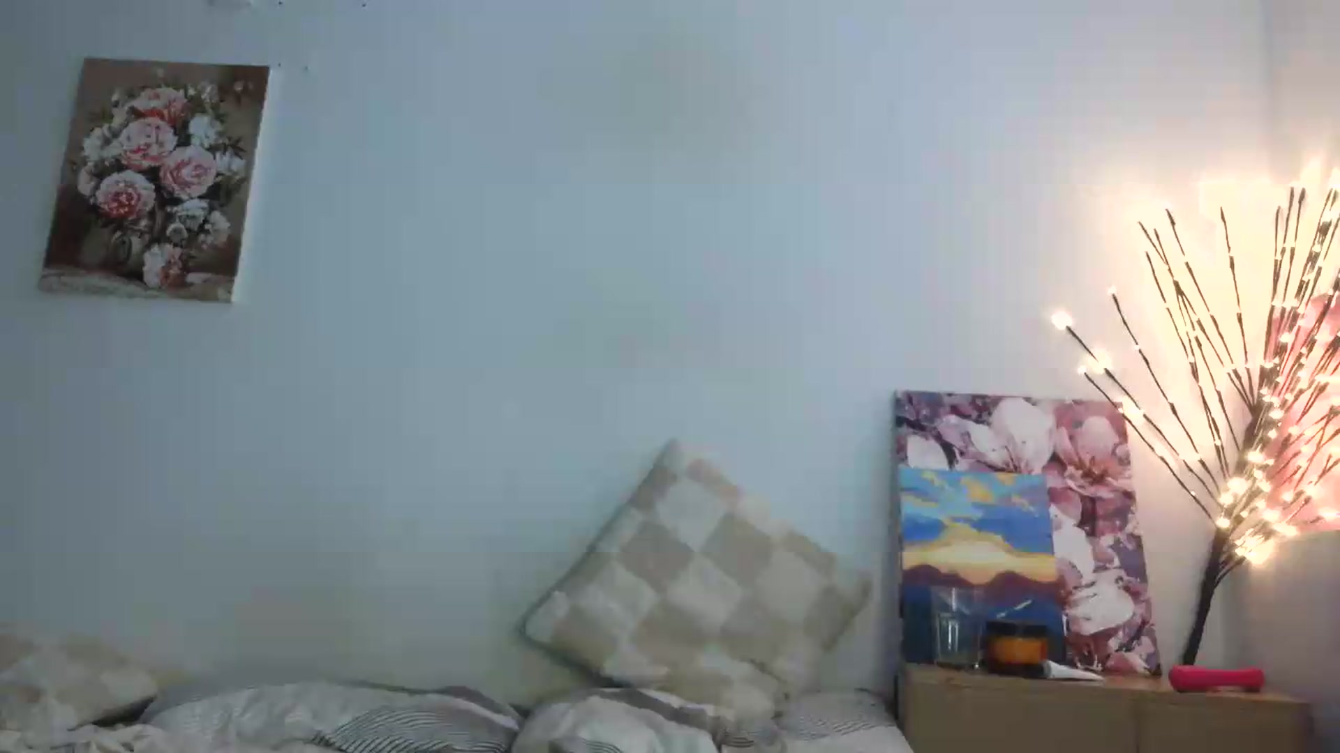 Gallery image thumbnail from HaleyReed's myfreecams stream on, 07/08/2026, 15:15 image 6 of 20