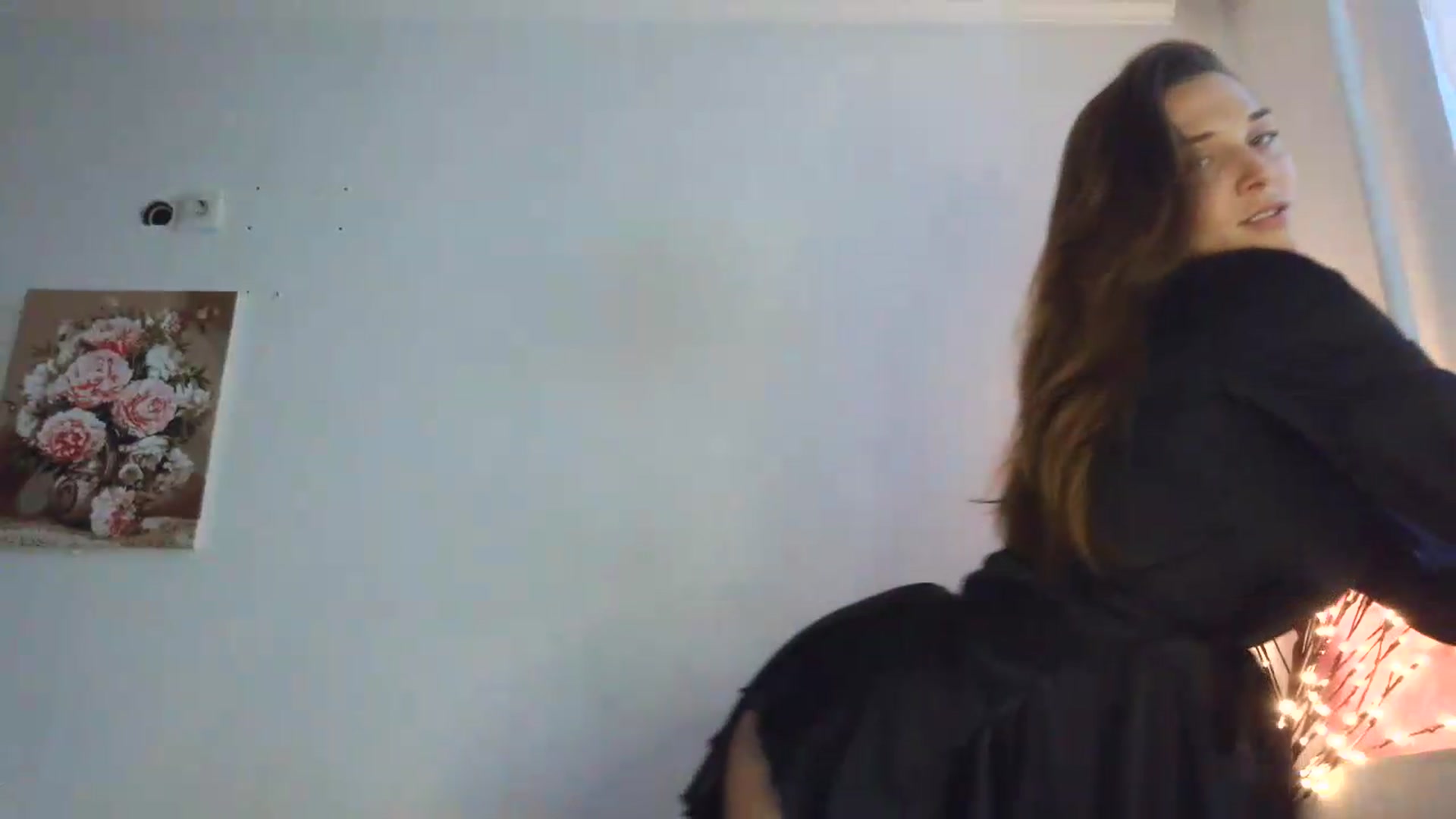 Gallery image thumbnail from HaleyReed's myfreecams stream on, 07/10/2026, 13:16 image 3 of 20