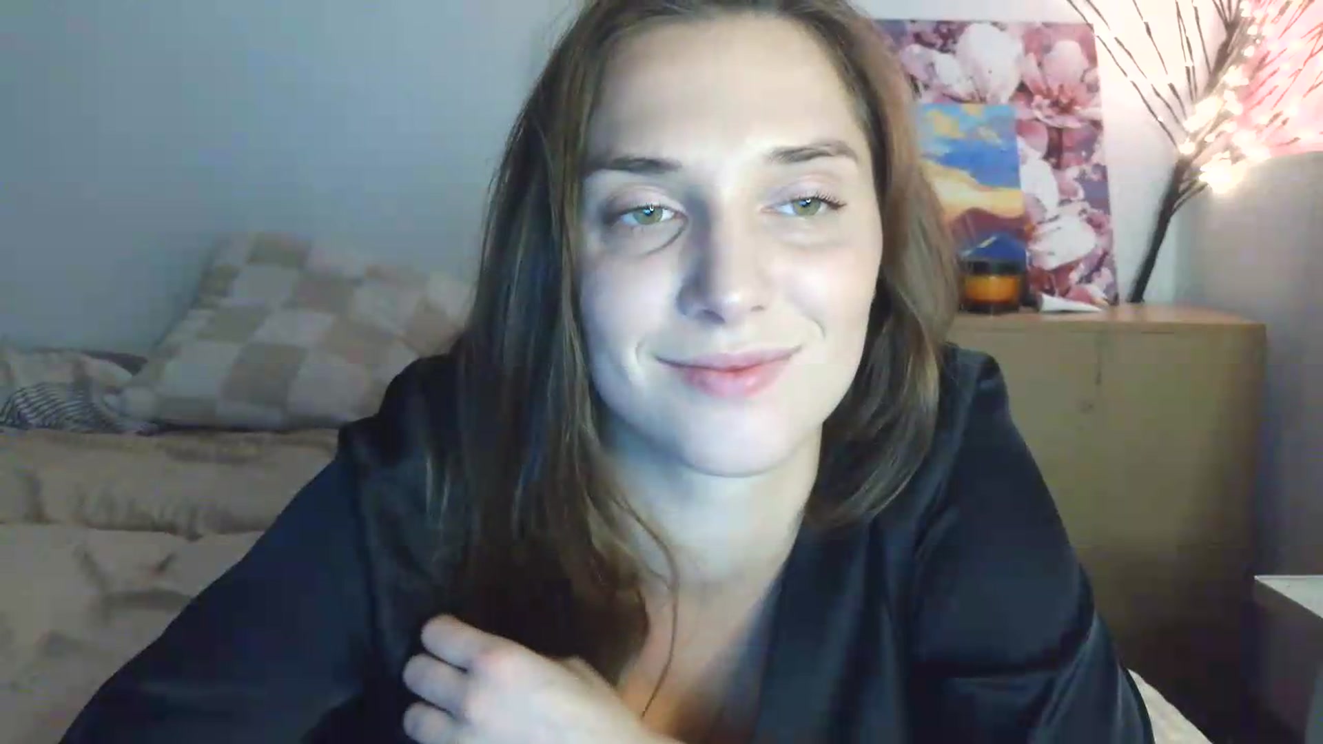Gallery image thumbnail from HaleyReed's myfreecams stream on, 07/10/2026, 13:16 image 18 of 20