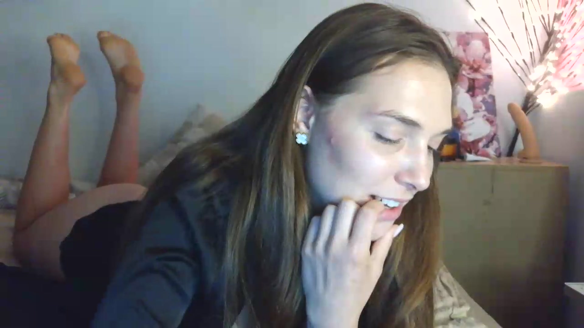 Gallery image thumbnail from HaleyReed's myfreecams stream on, 07/10/2026, 16:21 image 20 of 20