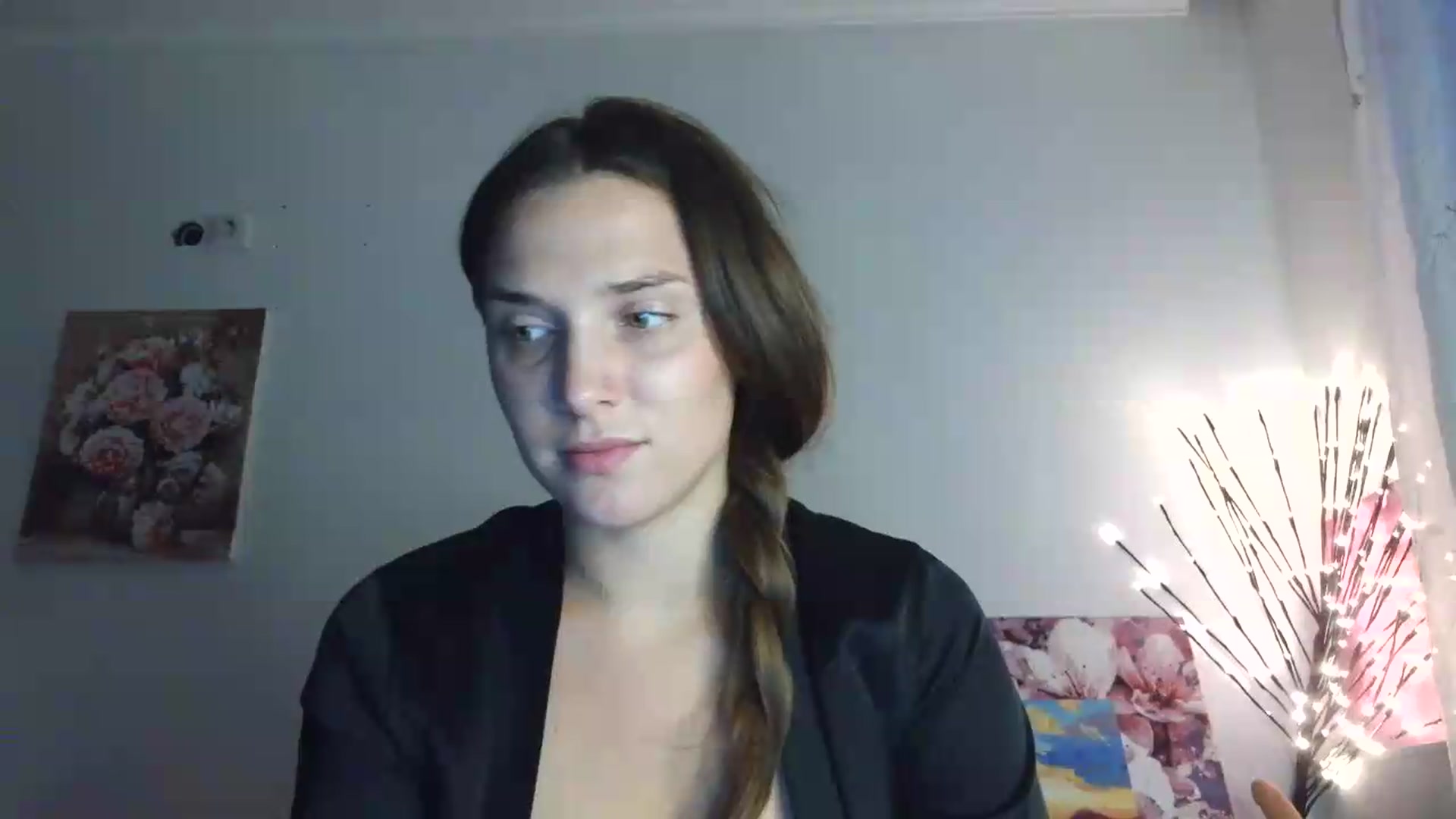 Gallery image thumbnail from HaleyReed's myfreecams stream on, 07/10/2026, 18:01 image 7 of 20
