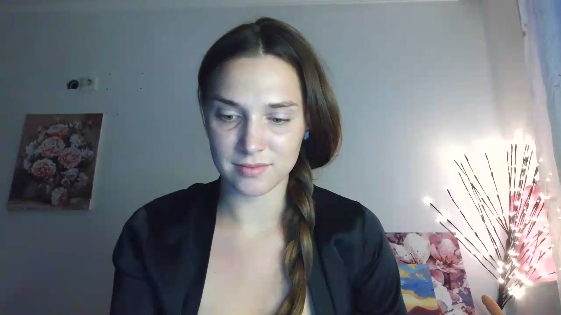 Gallery image thumbnail from HaleyReed's myfreecams stream on, 07/10/2026, 18:01 image 5 of 20